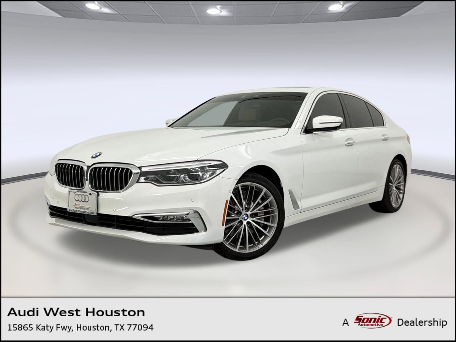 2017 BMW 5 Series 540i xDrive Sedan's photo