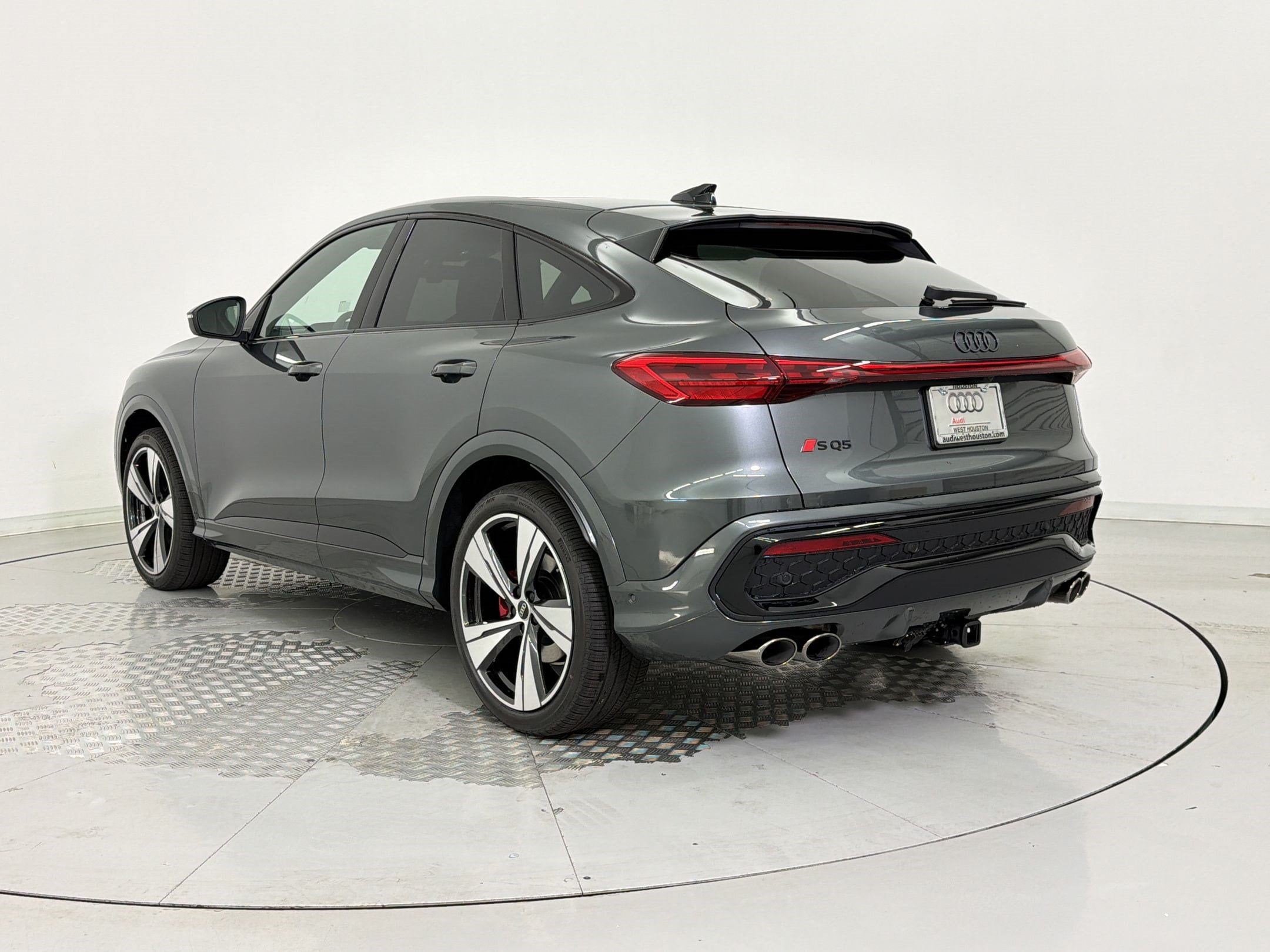 SQ5 Sportback Premium Plus SUV