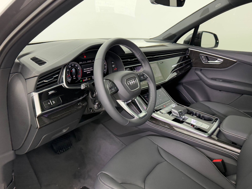New 2026 Audi Q7 55 Premium Plus SUV