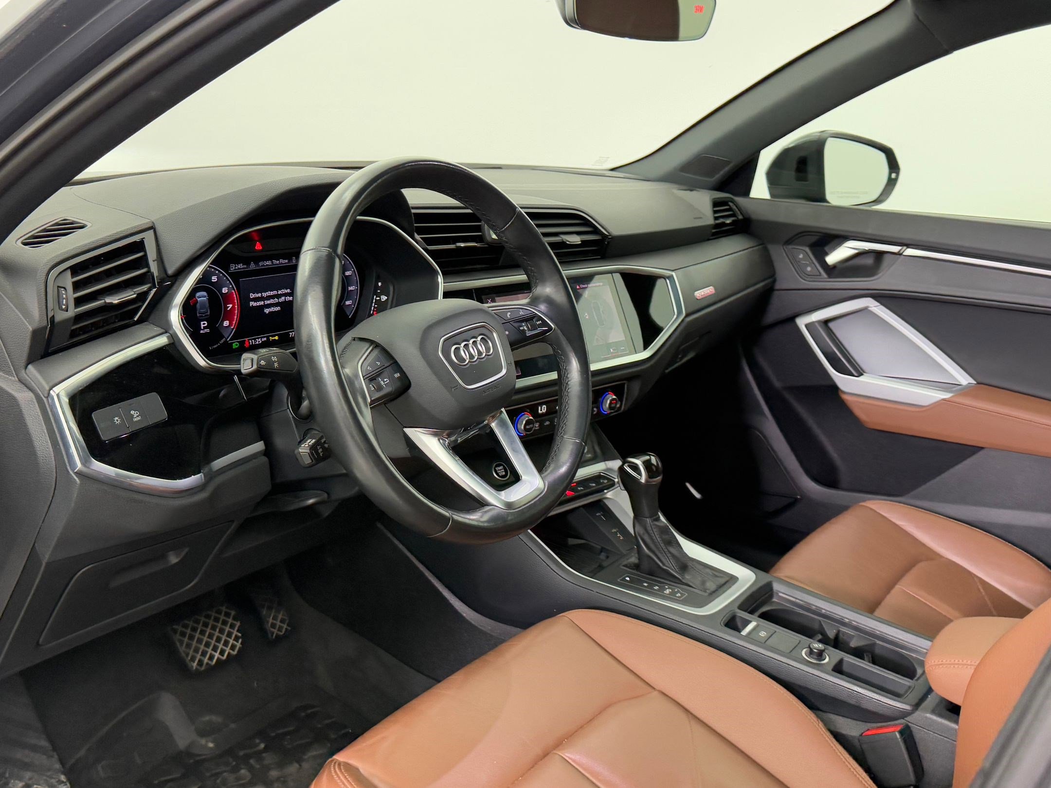 2021 Audi Q3 Premium Plus photo 4