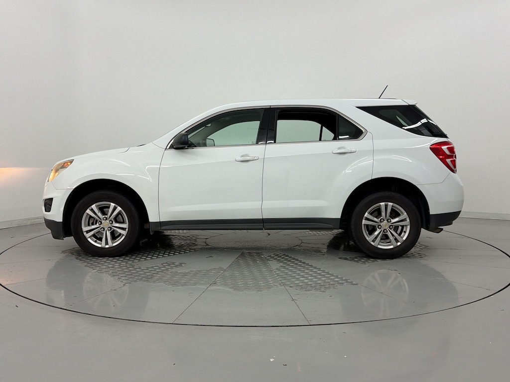 Used 2017 Chevrolet Equinox LS SUV