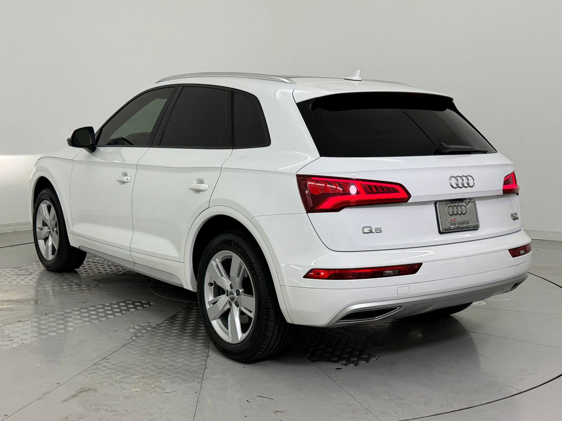 2018 Audi Q5 Premium photo 3