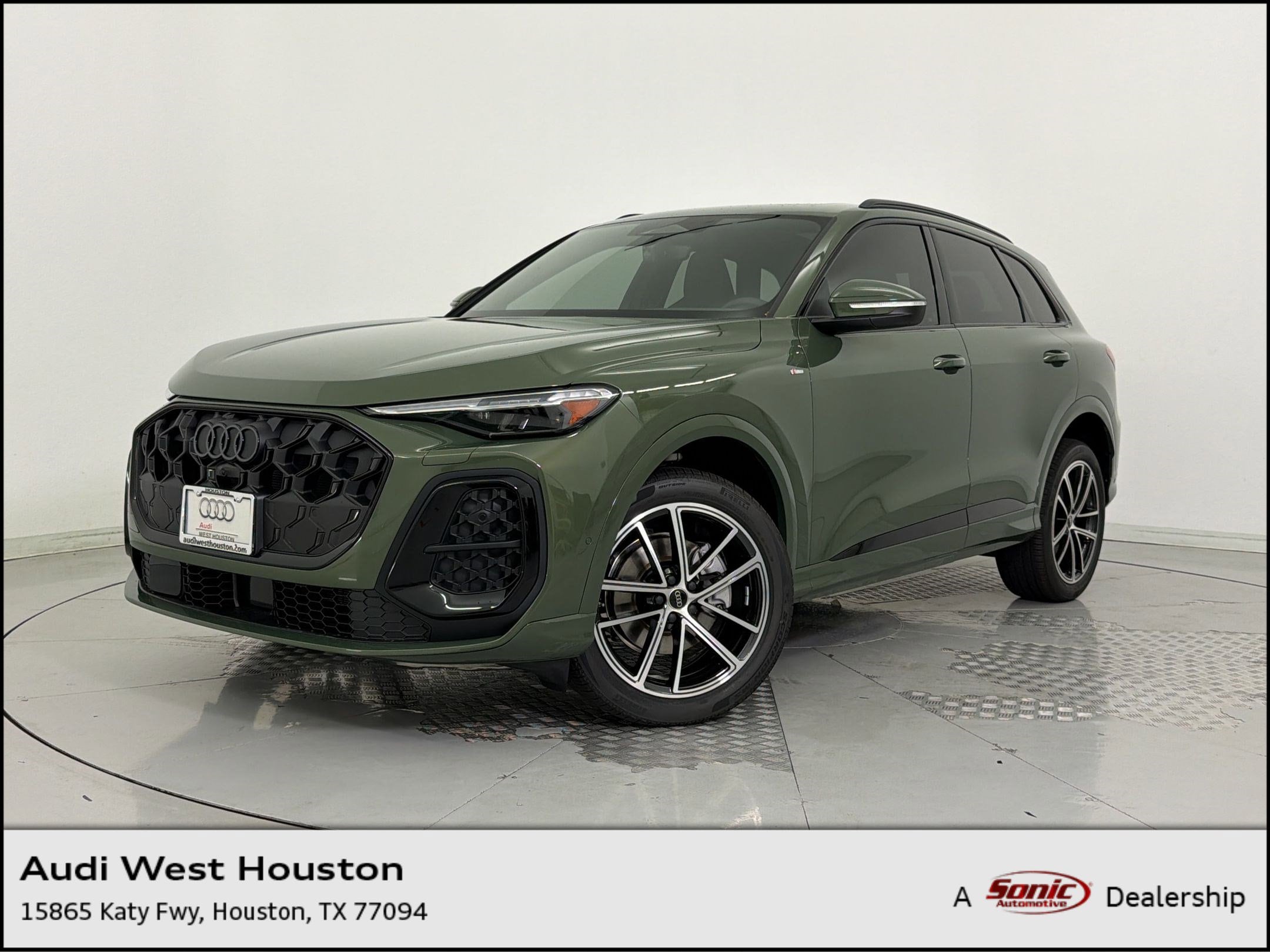 2026 Audi Q5 Premium Plus quattro's photo