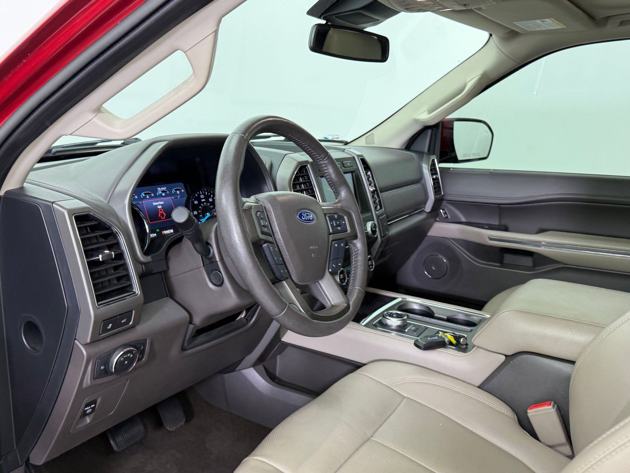 2020 Ford Expedition XLT photo 4