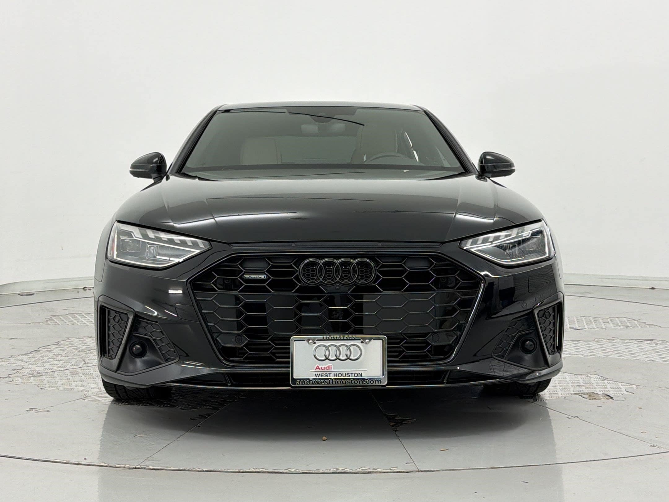 A4 Sedan S Line Premium Plus Sedan