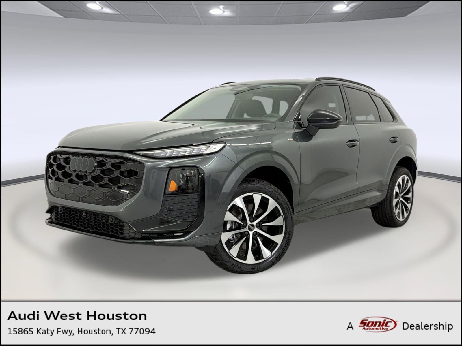 2026 Audi Q3 S line quattro's photo