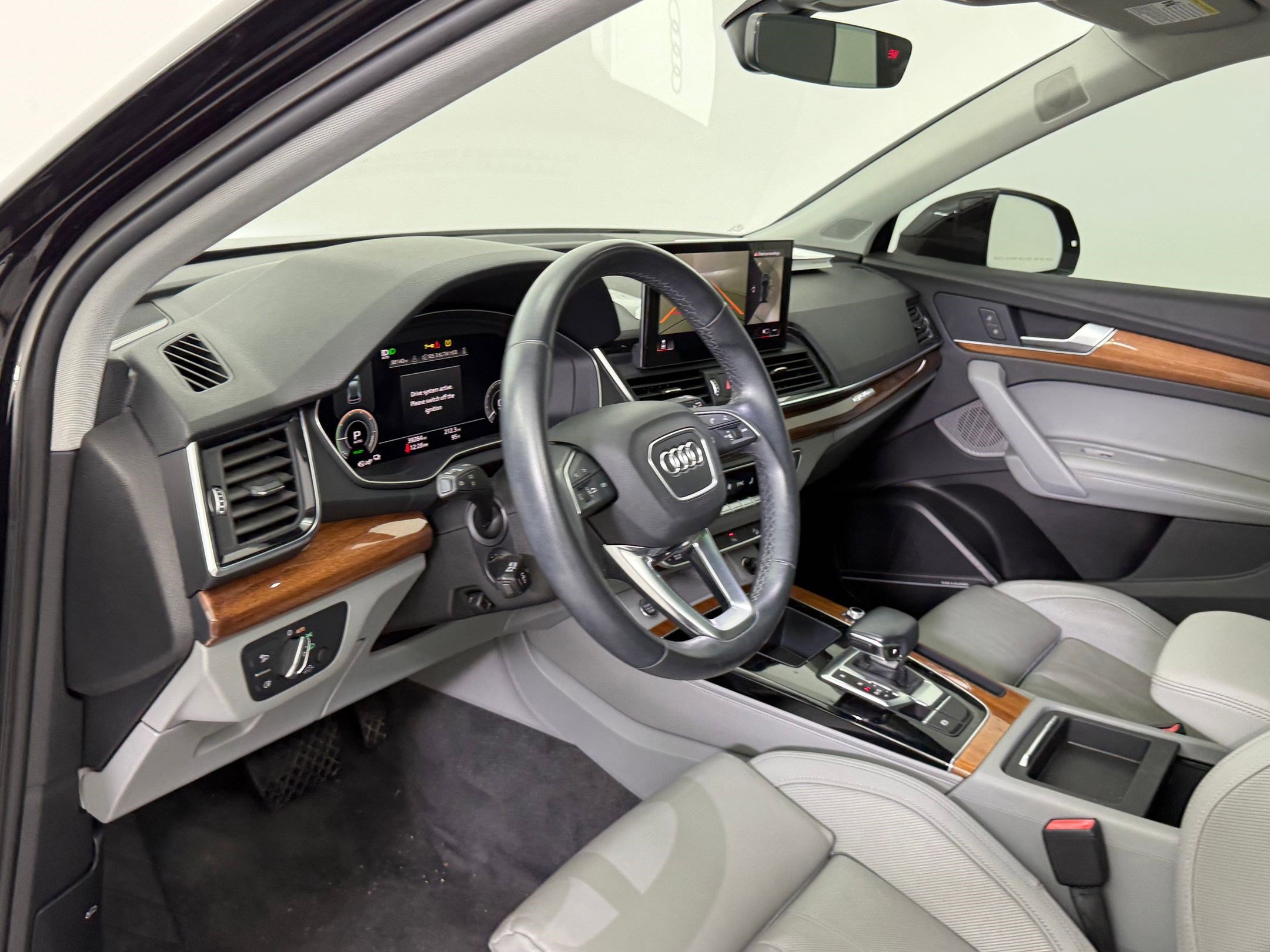 2022 Audi Q5 S line Premium Plus photo 2