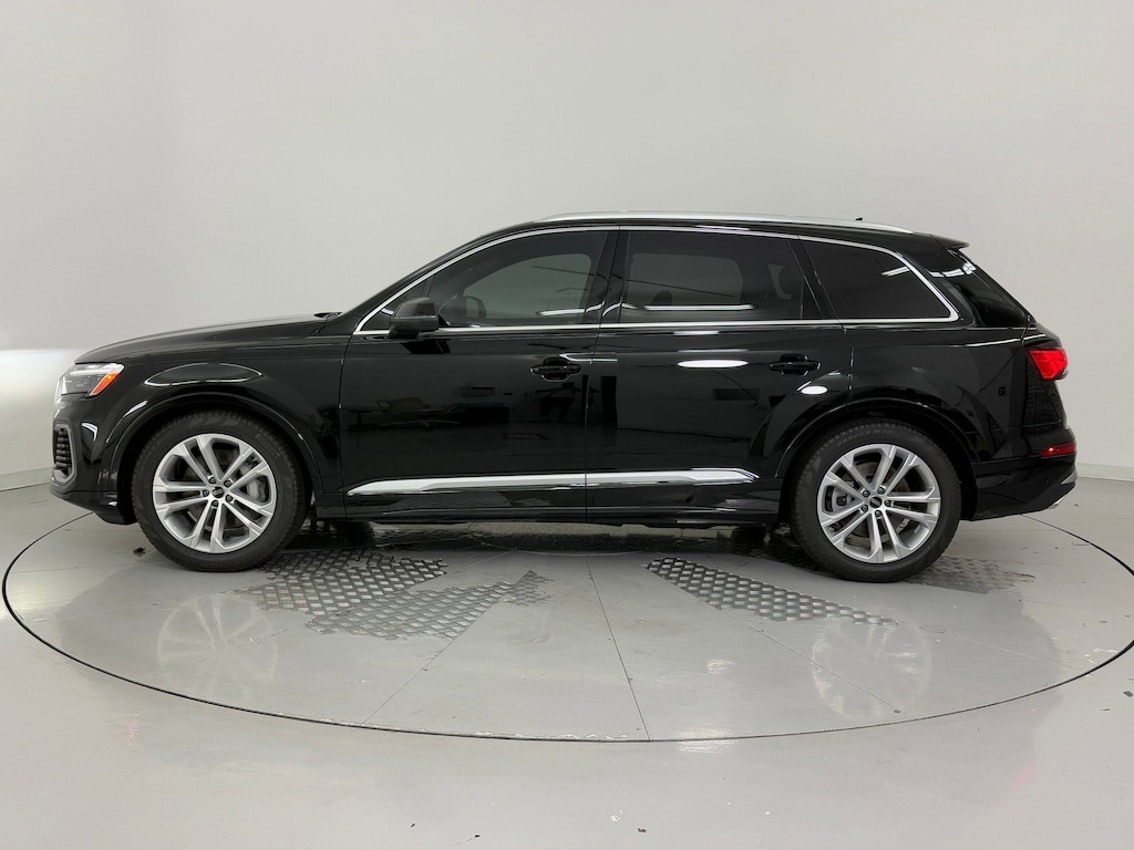 New 2026 Audi Q7 55 Premium Plus SUV