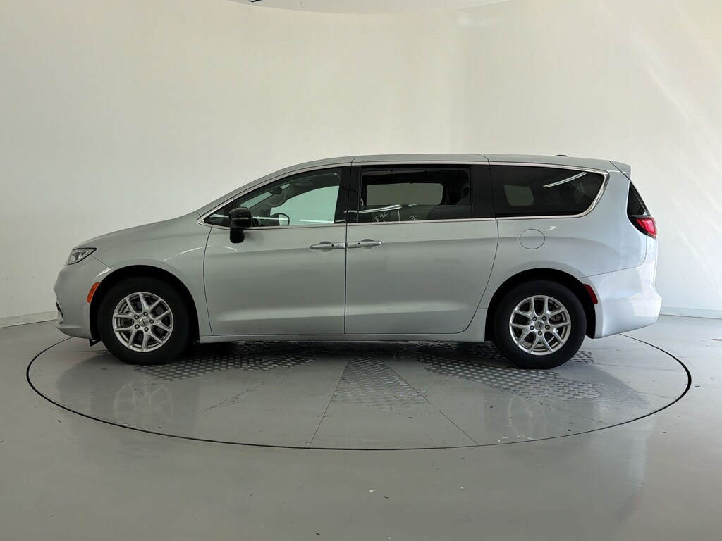Used 2024 Chrysler Pacifica Touring L Van Passenger Van