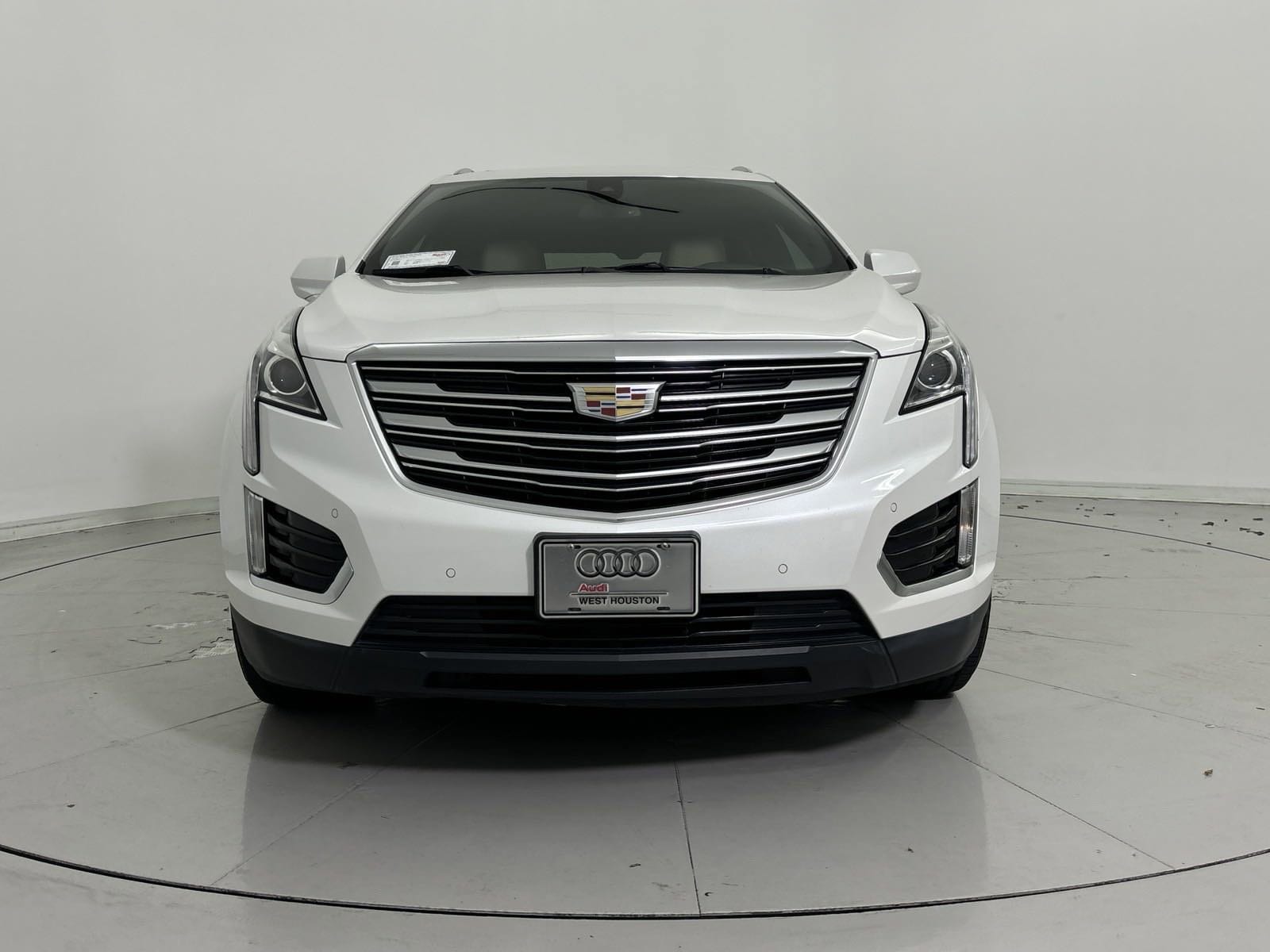 Used 2018 Cadillac XT5 Luxury with VIN 1GYKNCRS9JZ206702 for sale in Houston, TX