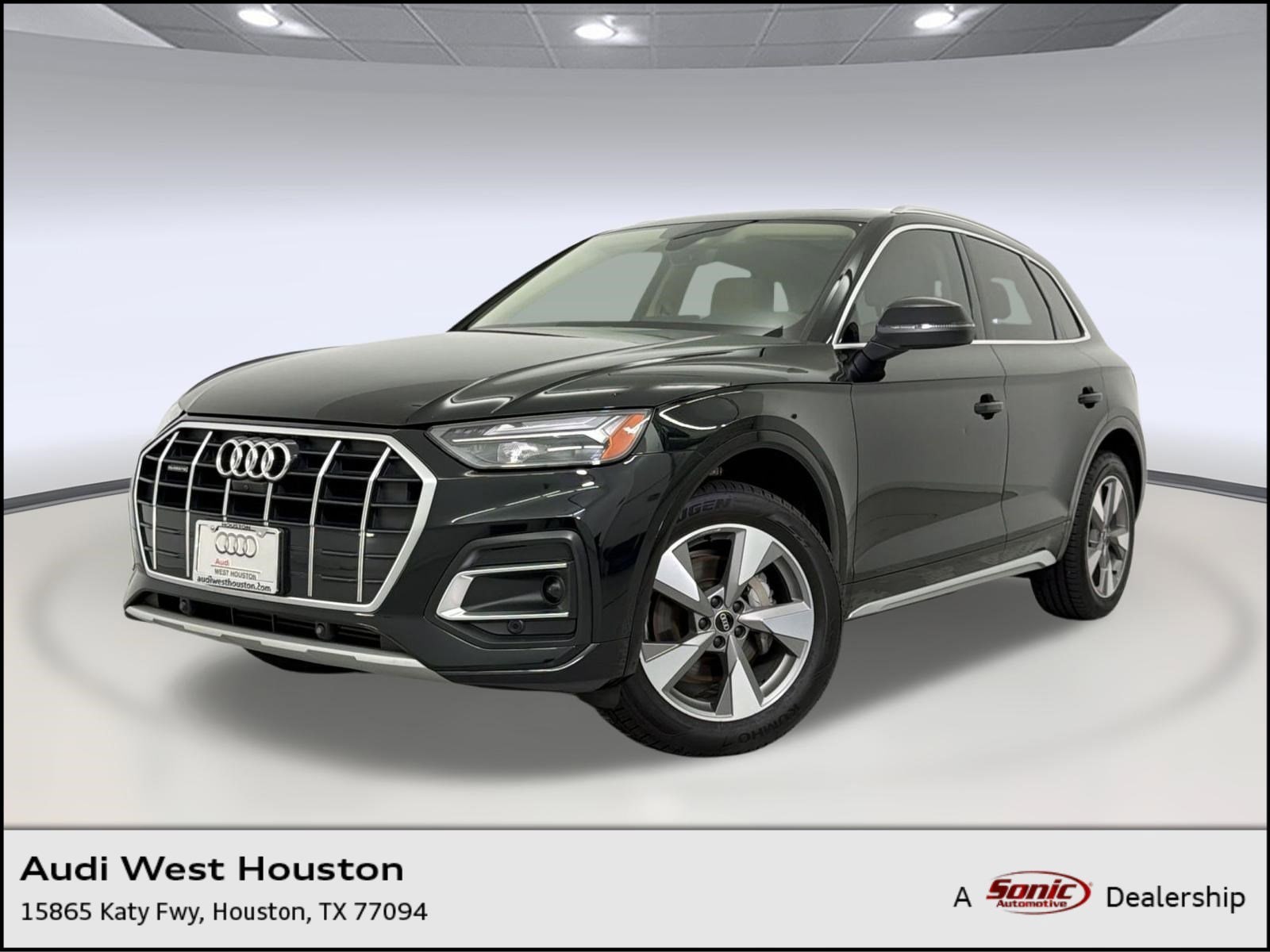 2023 Audi Q5 40 Premium Plus's photo