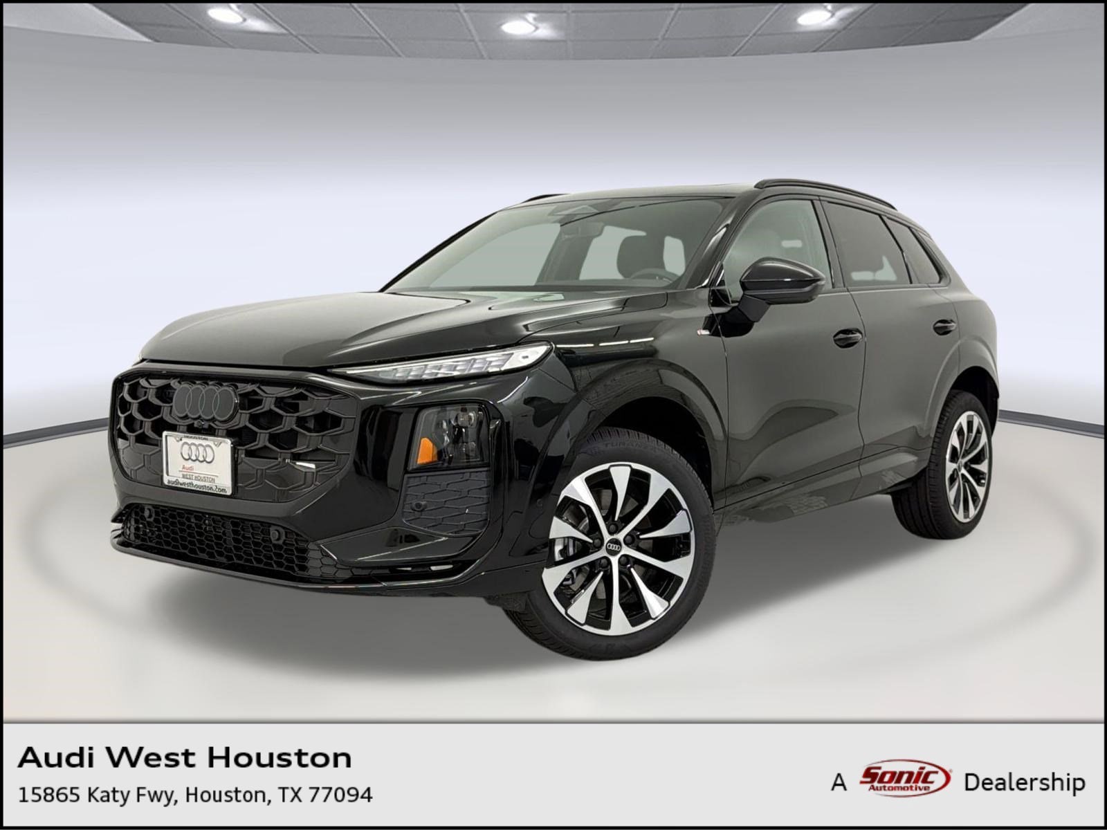 2026 Audi Q3 S line quattro's photo