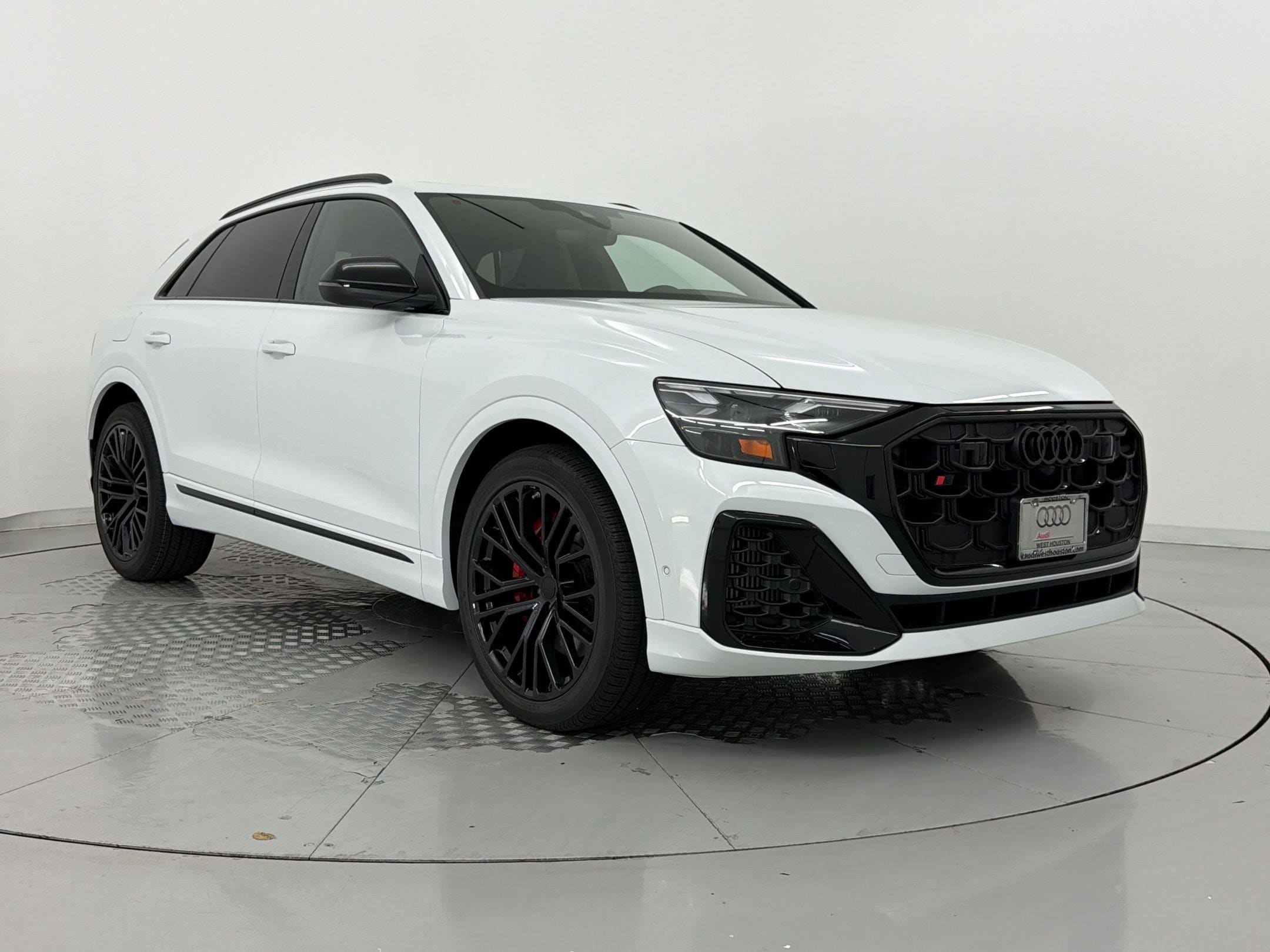 SQ8 Prestige SUV
