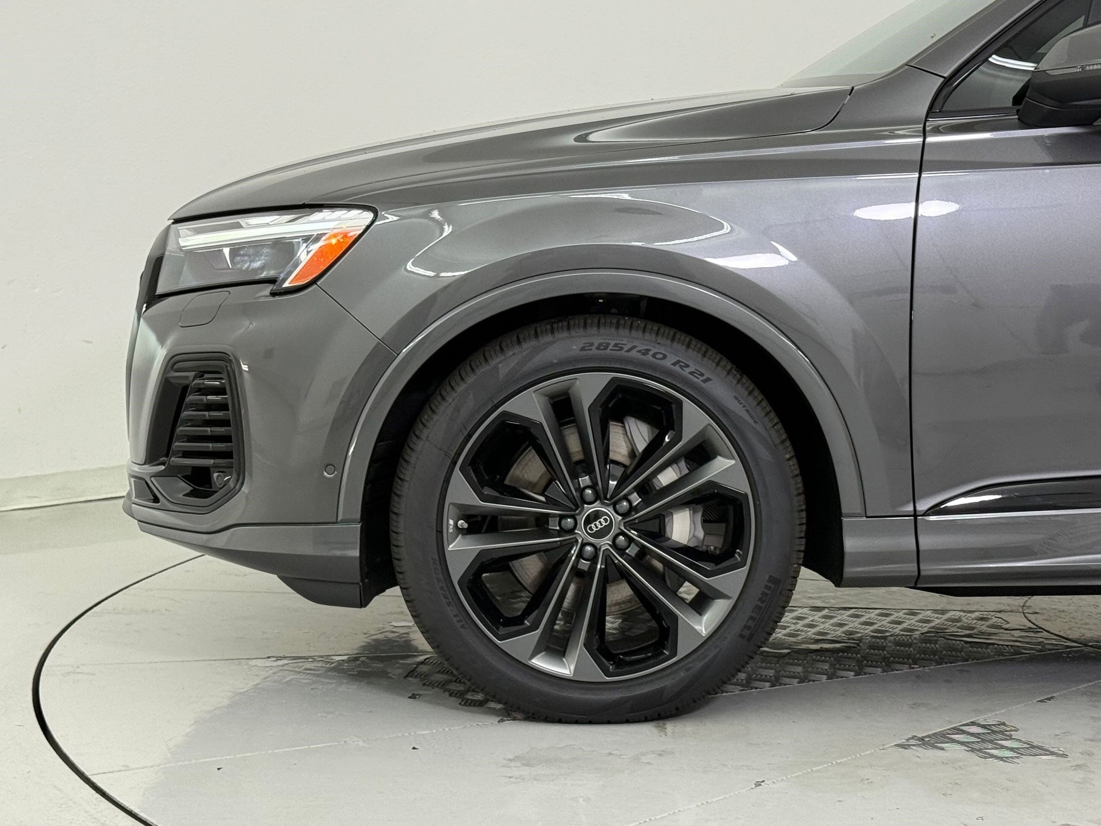 2026 Audi Q7 Premium Plus - Photo 12