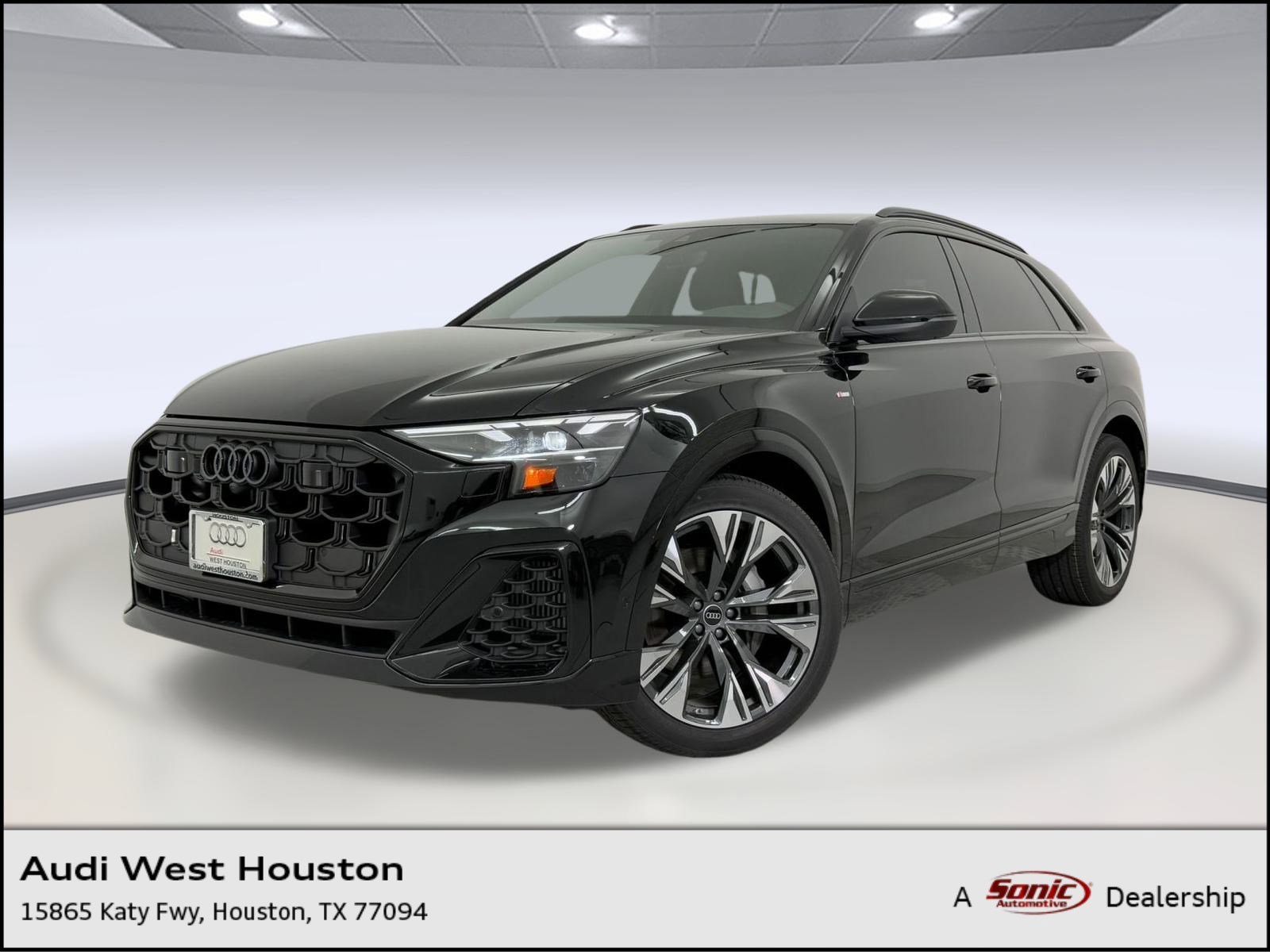 2026 Audi Q8 Premium Plus's photo