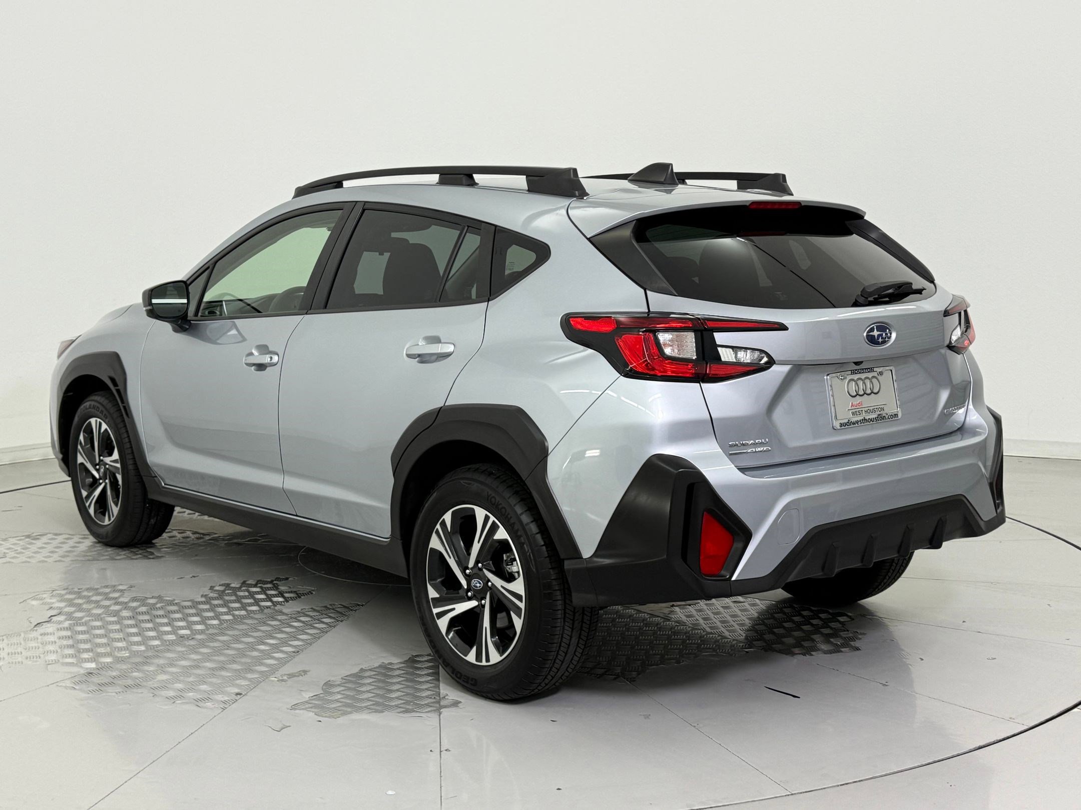 2024 Subaru Crosstrek Premium photo 2