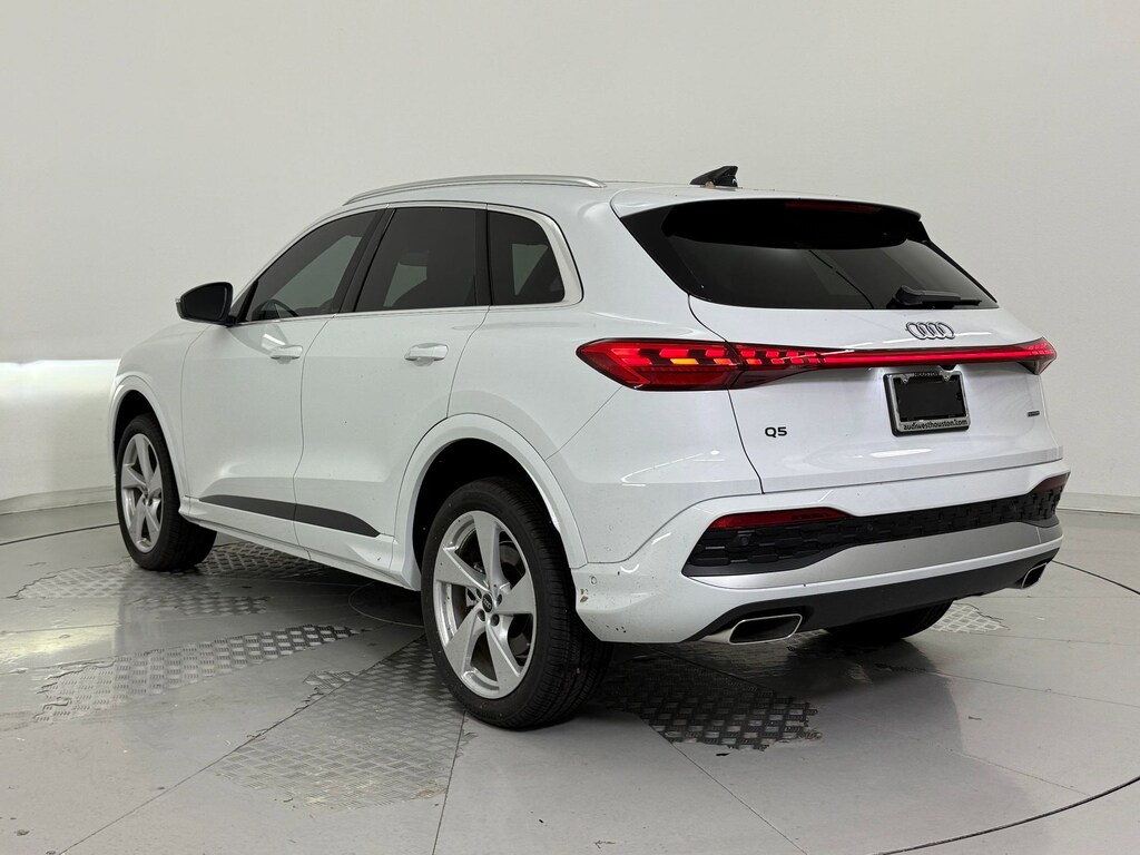 New 2025 Audi Q5 2.0T Premium Plus SUV