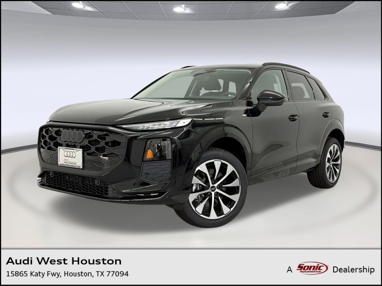 2026 Audi Q3 S line quattro's photo
