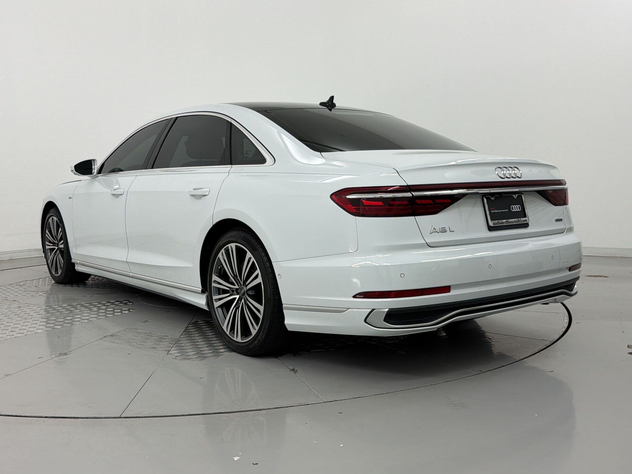 A8 L 55 TFSI Quattro Sedan