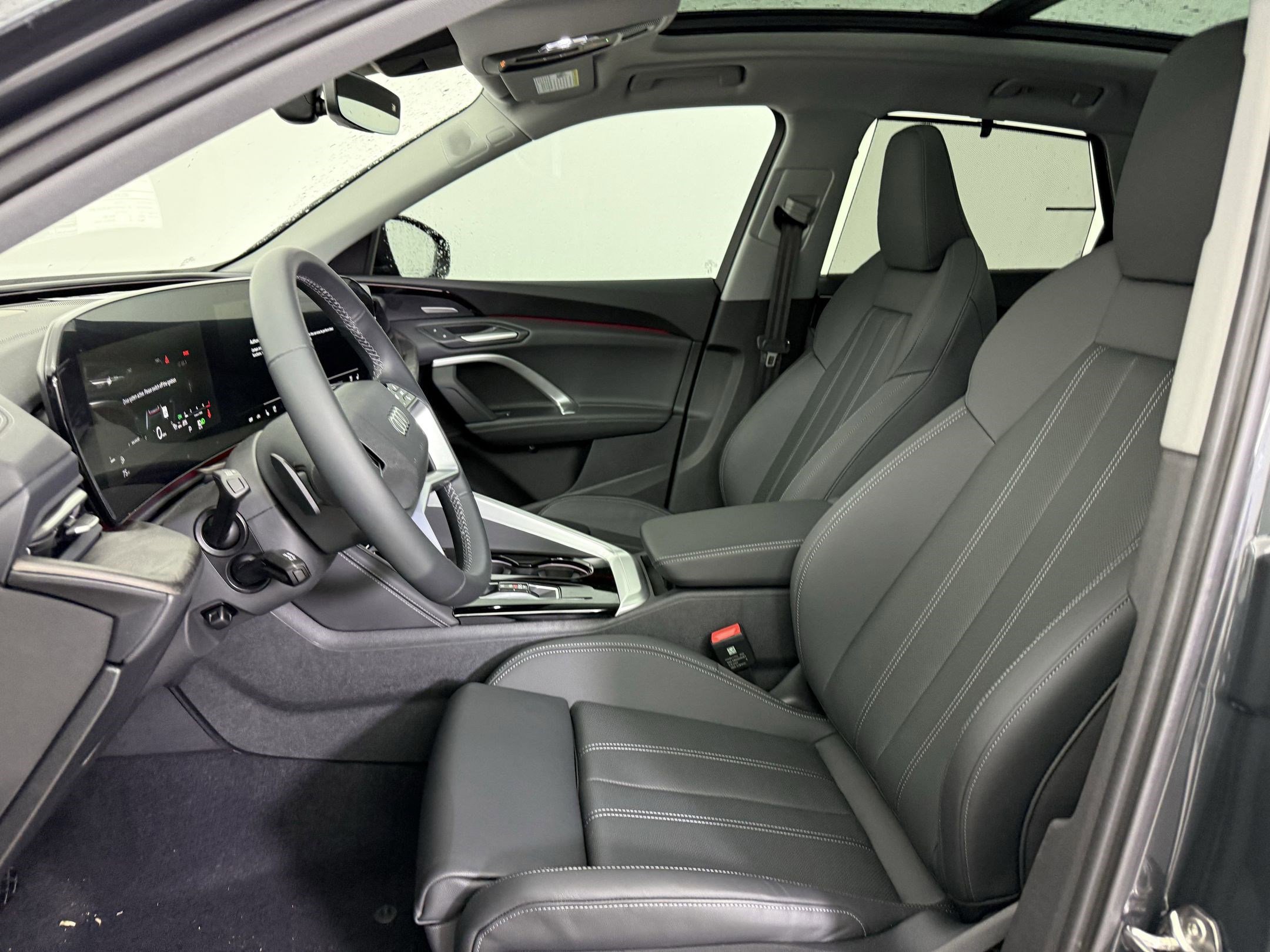 2025 Audi Q5 2.0T Premium Plus photo 4