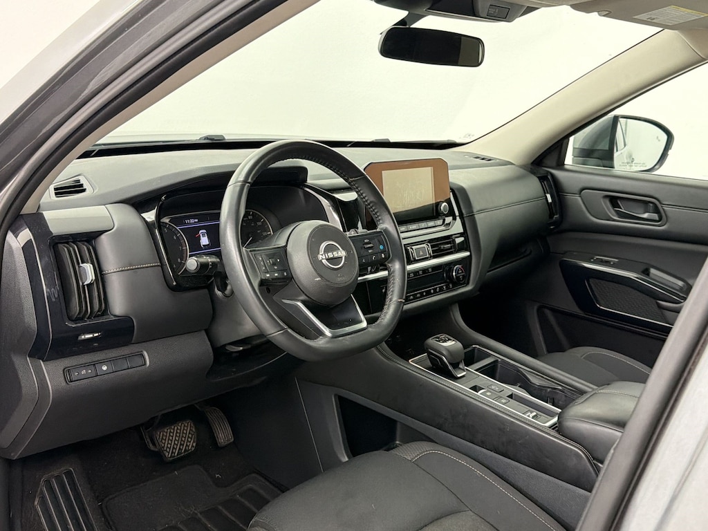 Used 2024 Nissan Pathfinder SV SUV