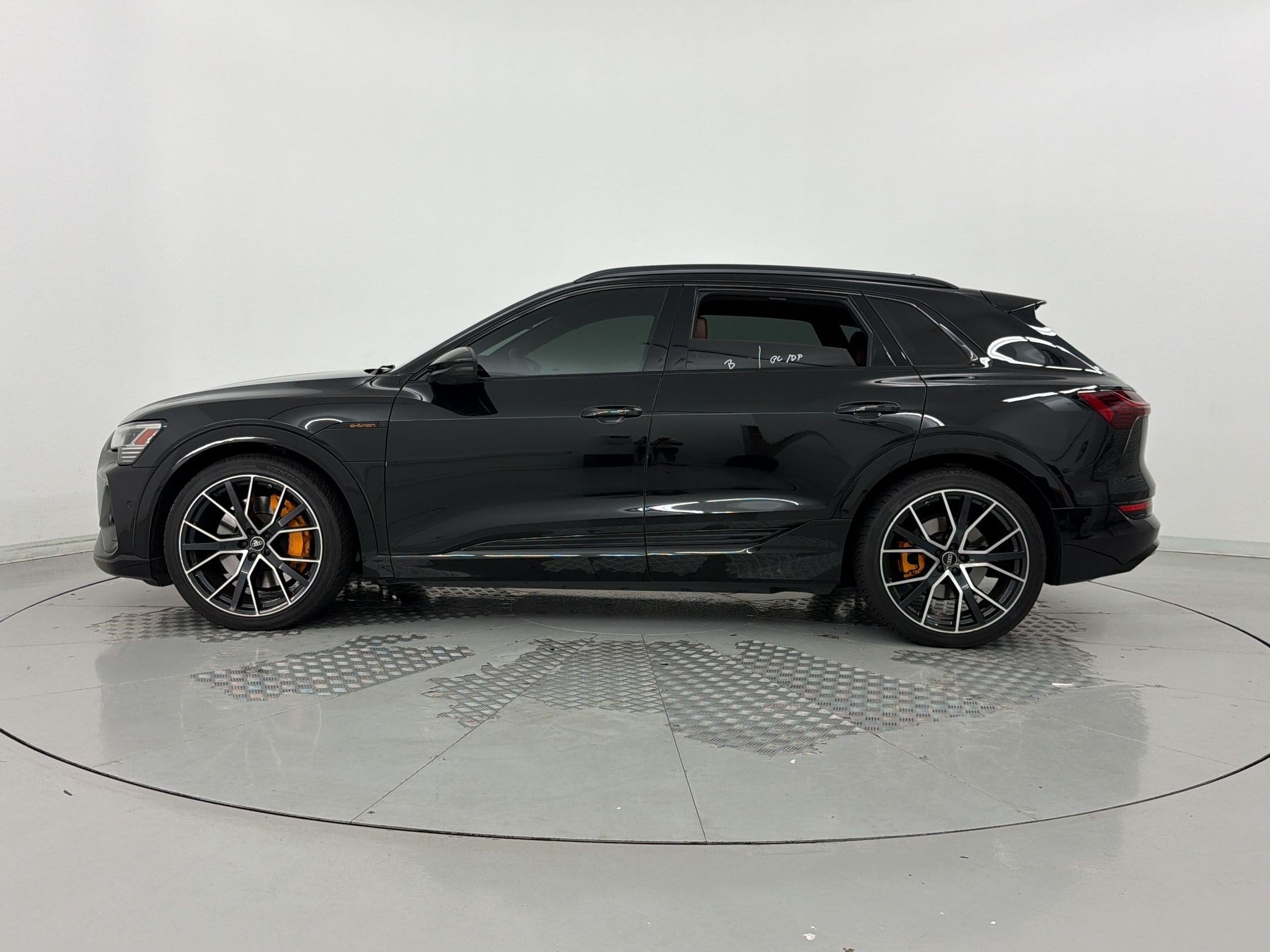 E-tron Chronos SUV