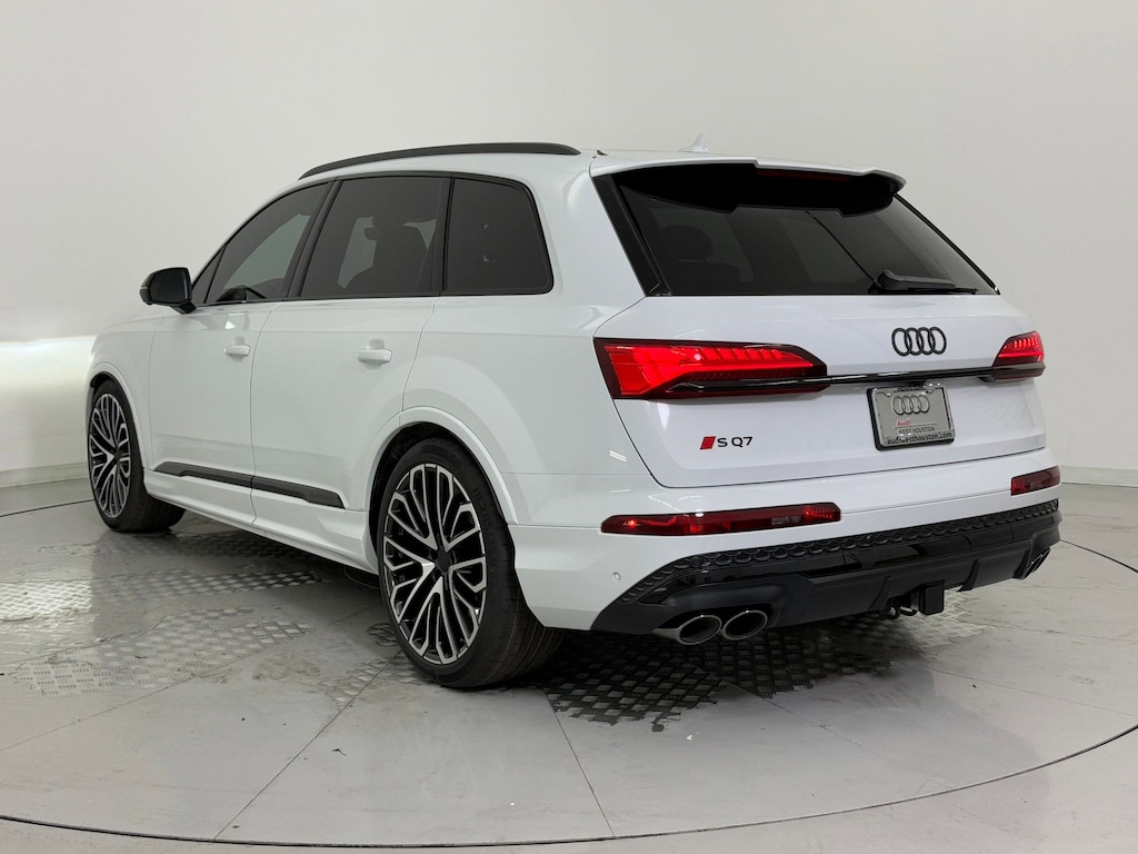 New 2026 Audi SQ7 Premium Plus SUV