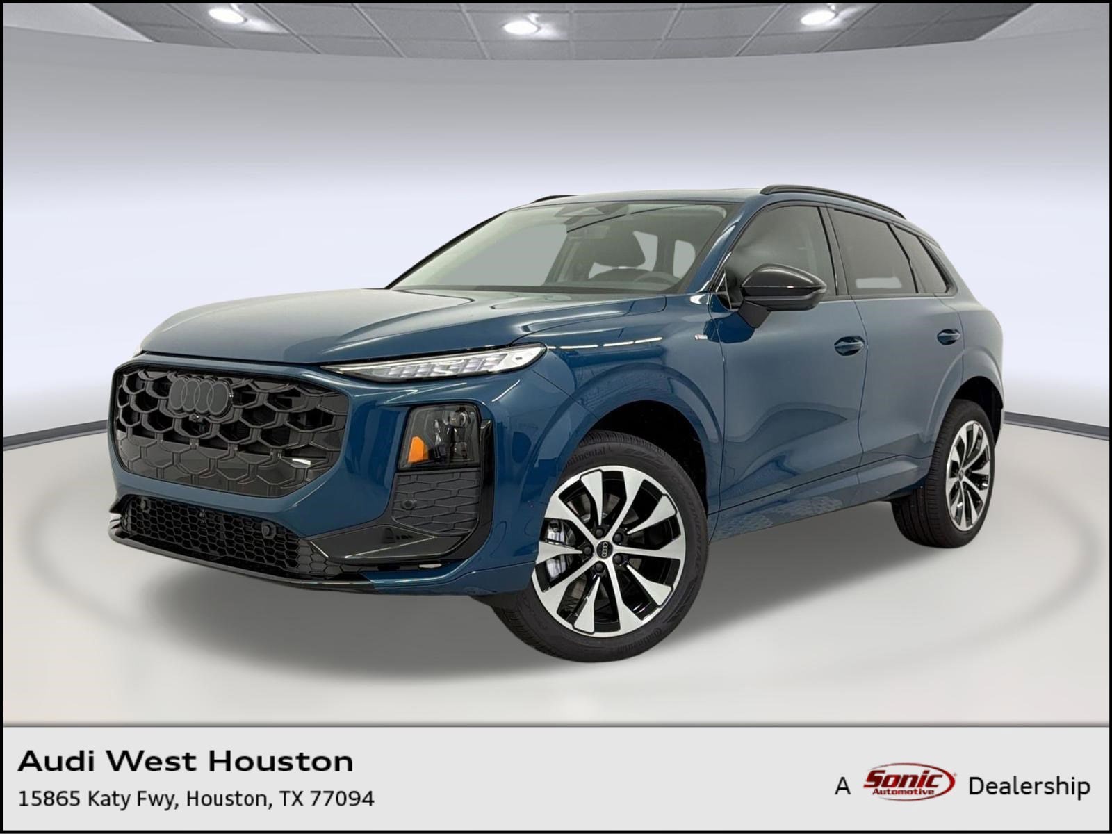 2026 Audi Q3 S line quattro's photo