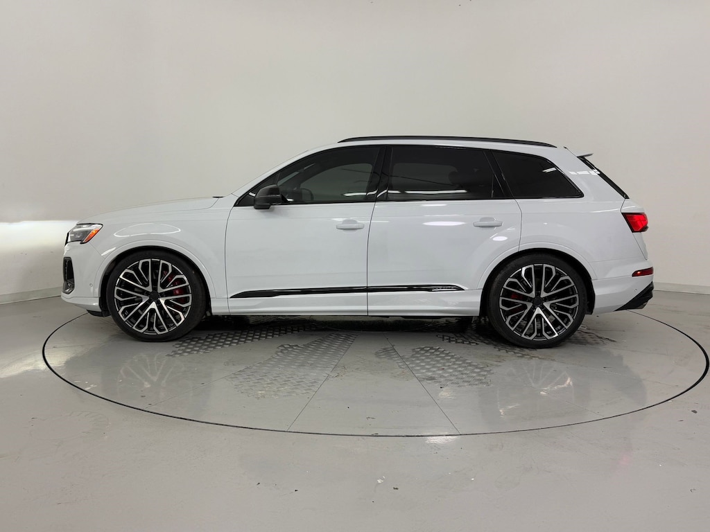 New 2026 Audi SQ7 Premium Plus SUV