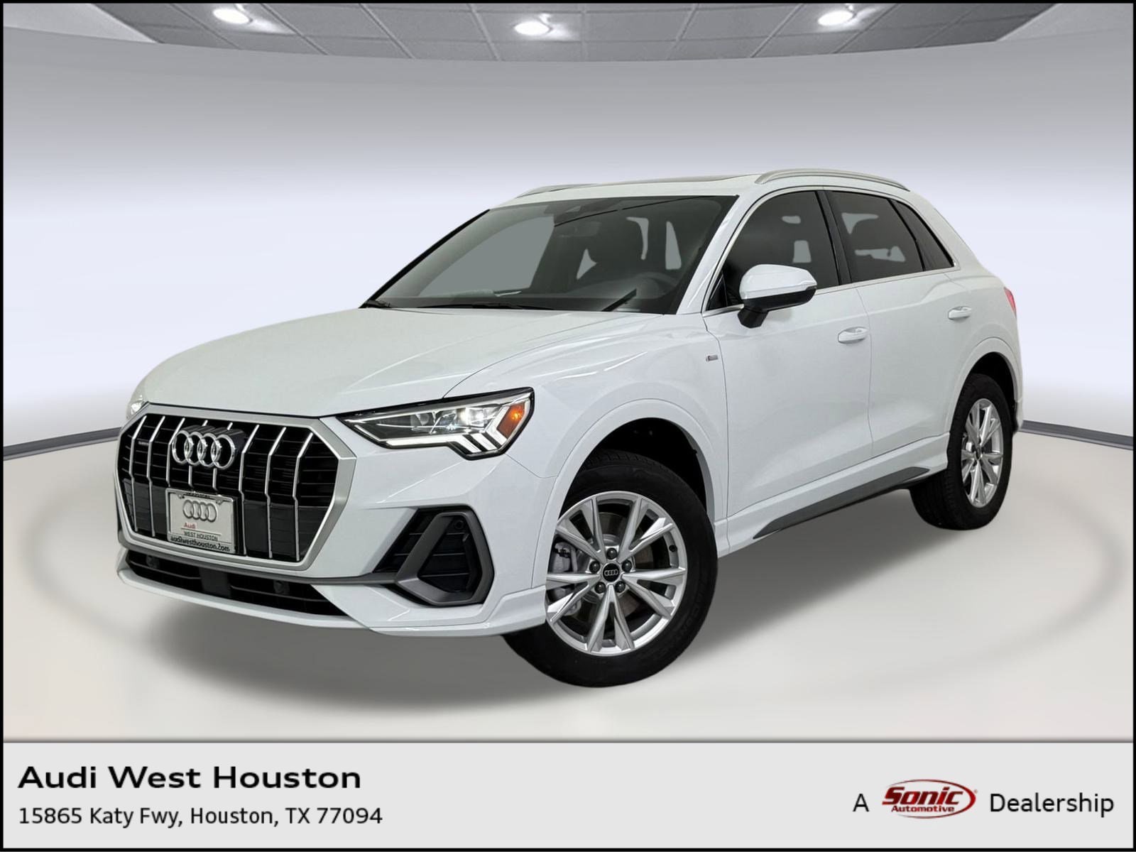 2025 Audi Q3 S Line Premium's photo
