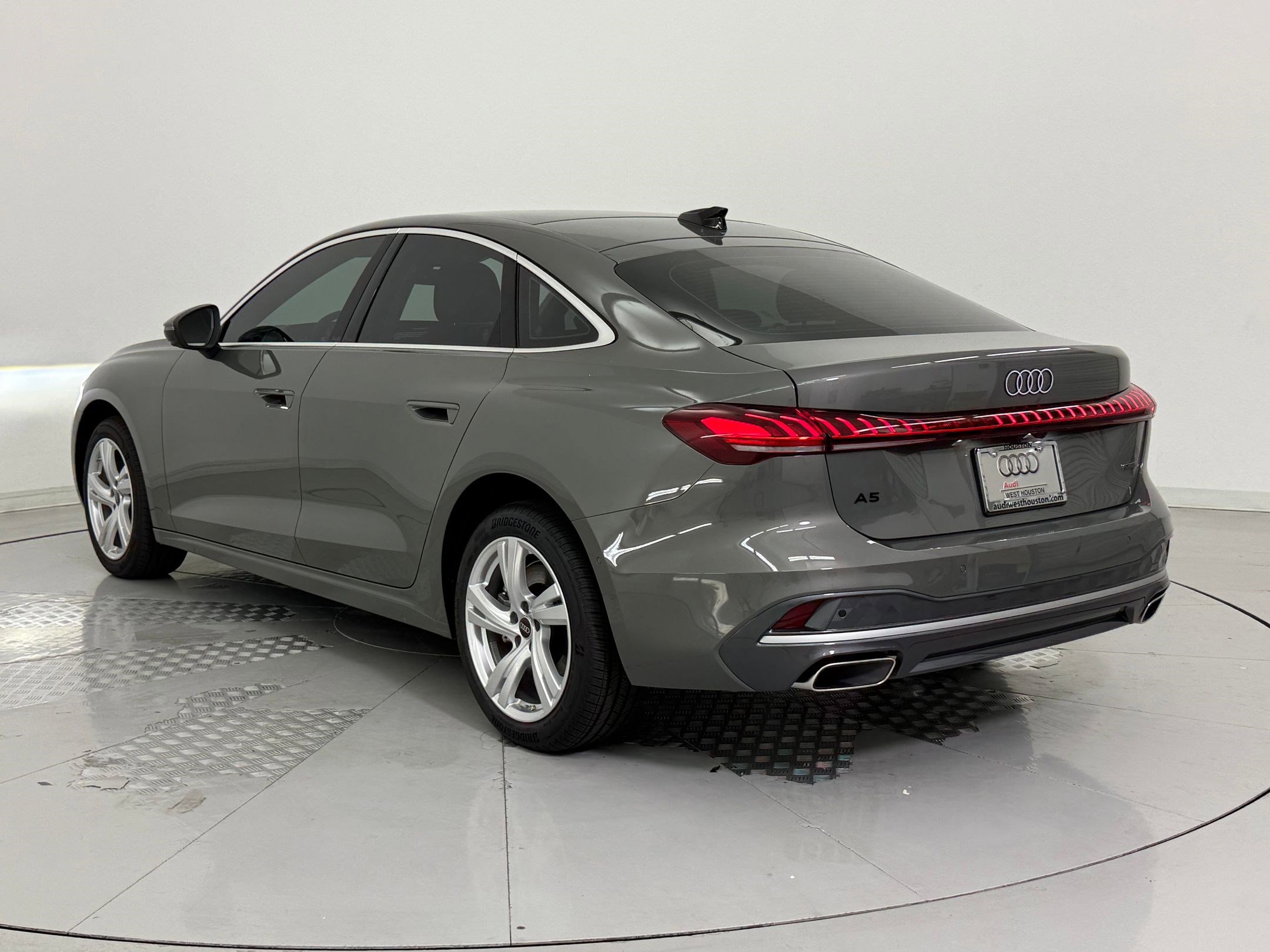 2025 Audi A5 2.0T Premium Plus photo 3