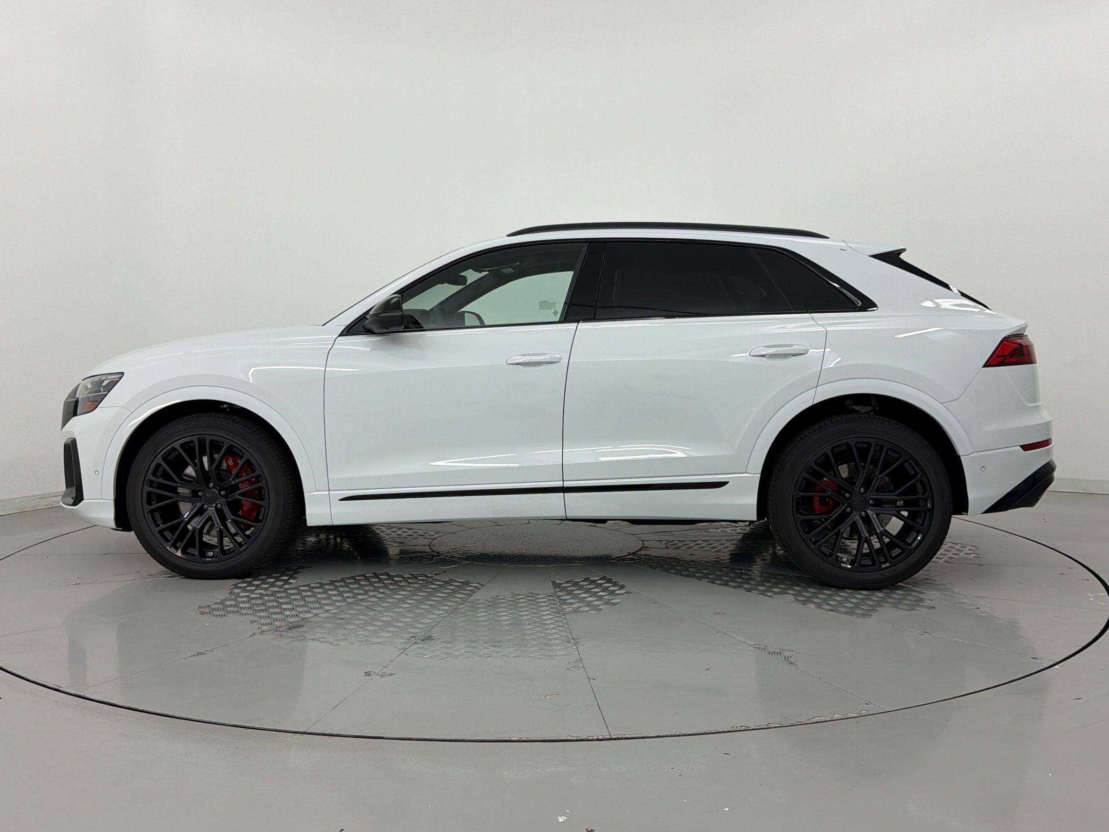 SQ8 Prestige SUV