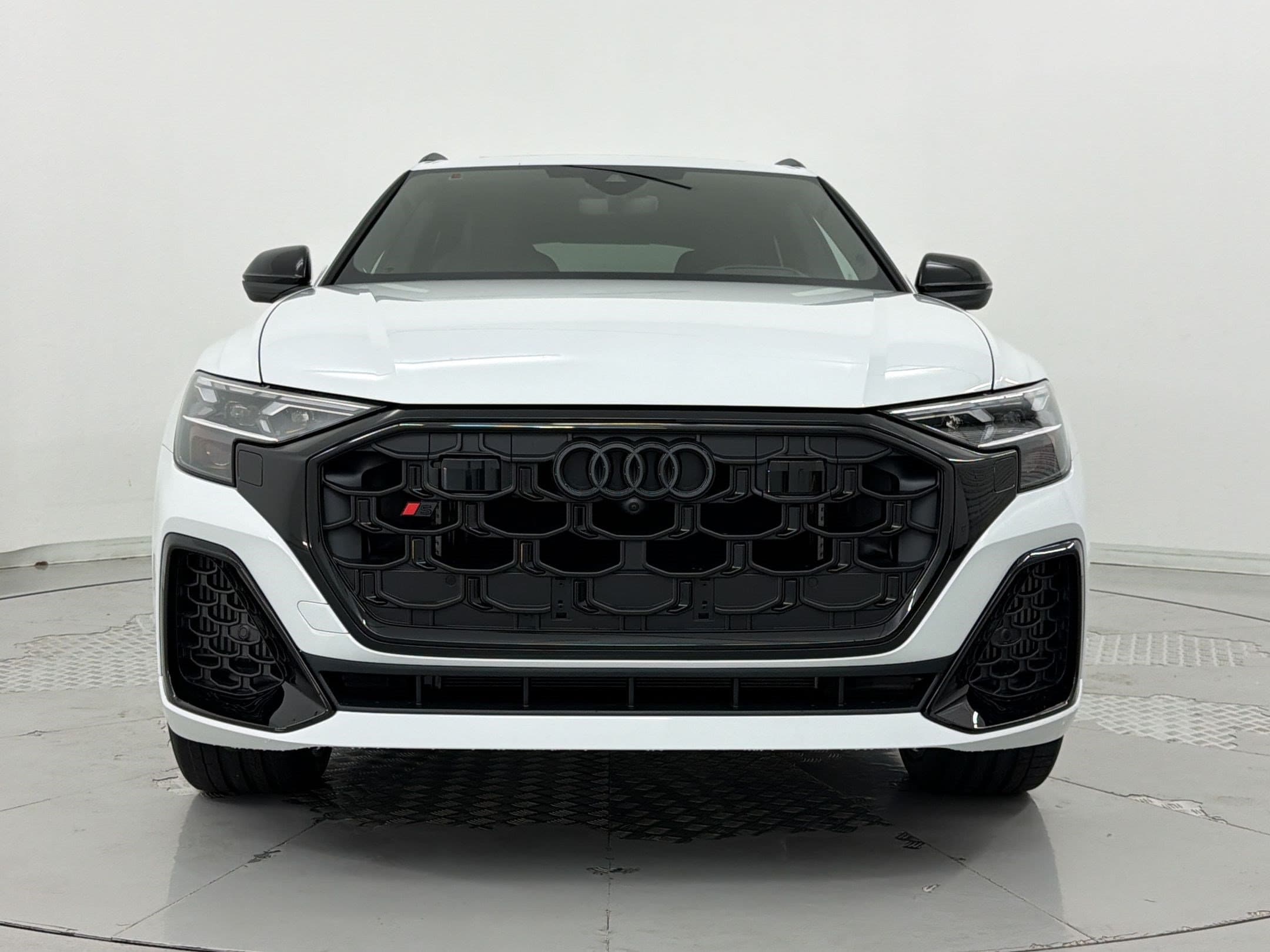 SQ8 Prestige SUV