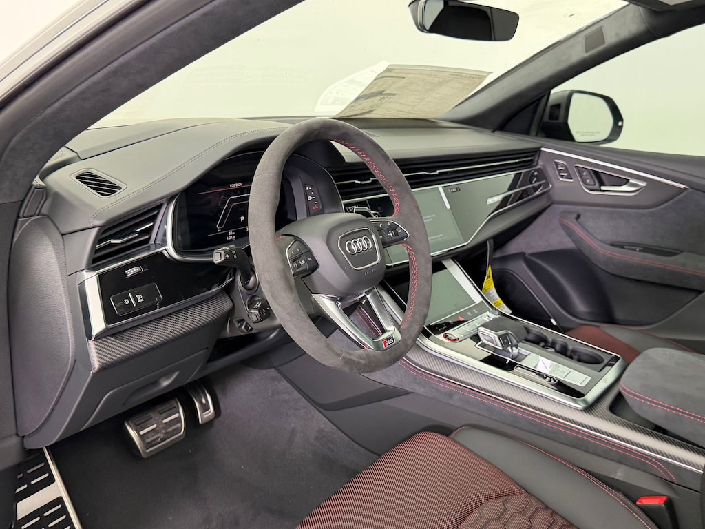 New 2026 Audi RS Q8 4.0T performance SUV