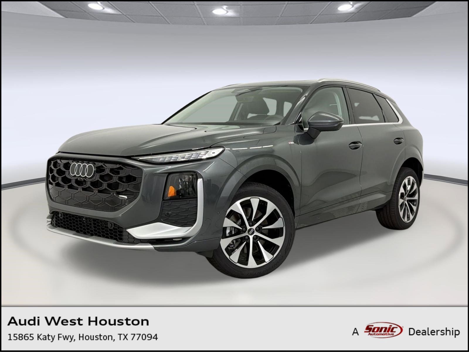 2026 Audi Q3 S line quattro's photo