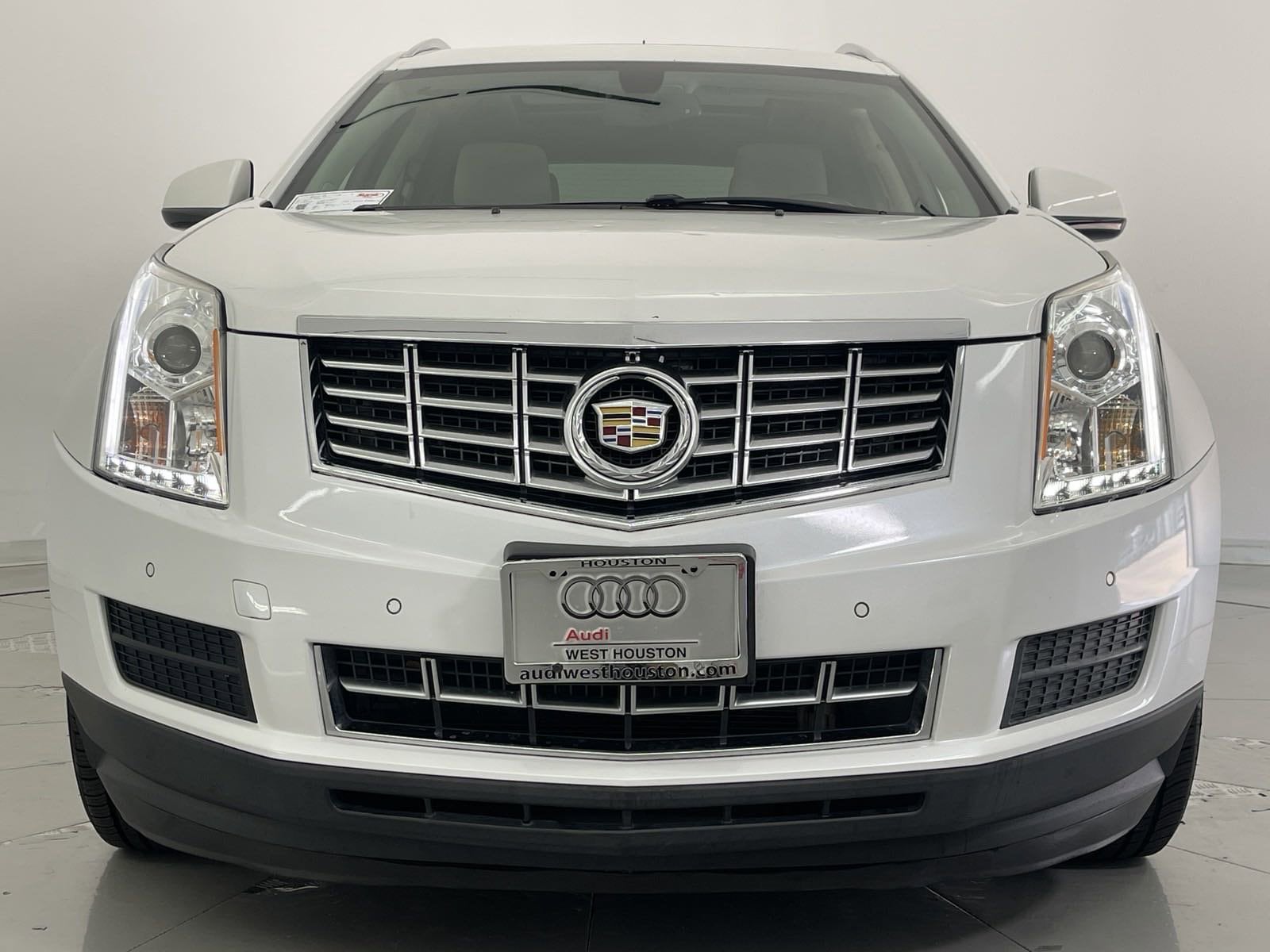 Used 2015 Cadillac SRX Luxury Collection with VIN 3GYFNBE36FS556156 for sale in Houston, TX