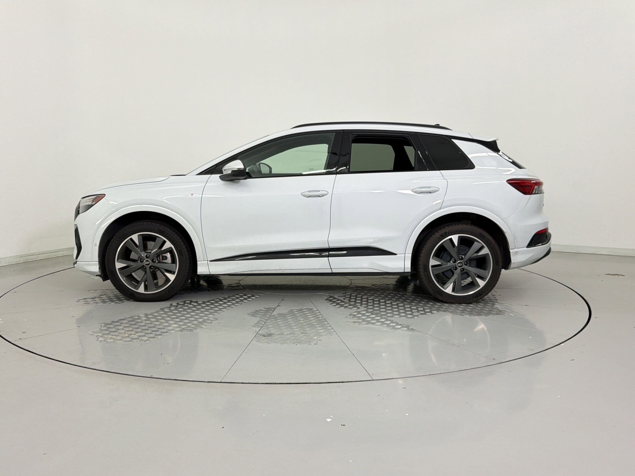 Used 2023 Audi Q4 e-tron Prestige with VIN WA1M2BFZ6PP041273 for sale in Houston, TX