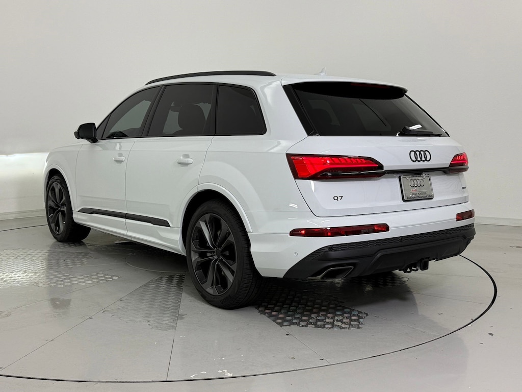 New 2026 Audi Q7 55 Premium Plus SUV