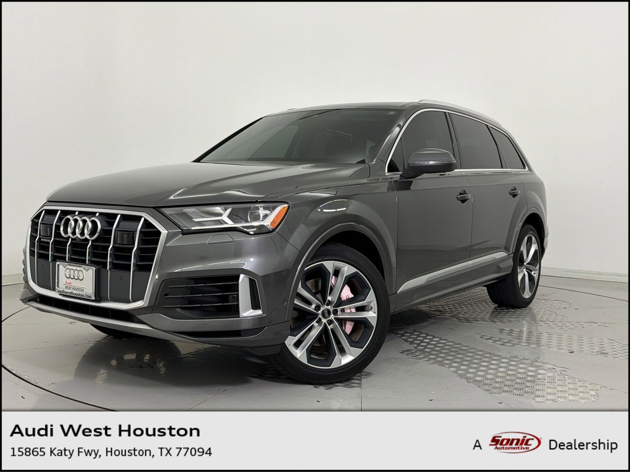 2023 Audi Q7's photo