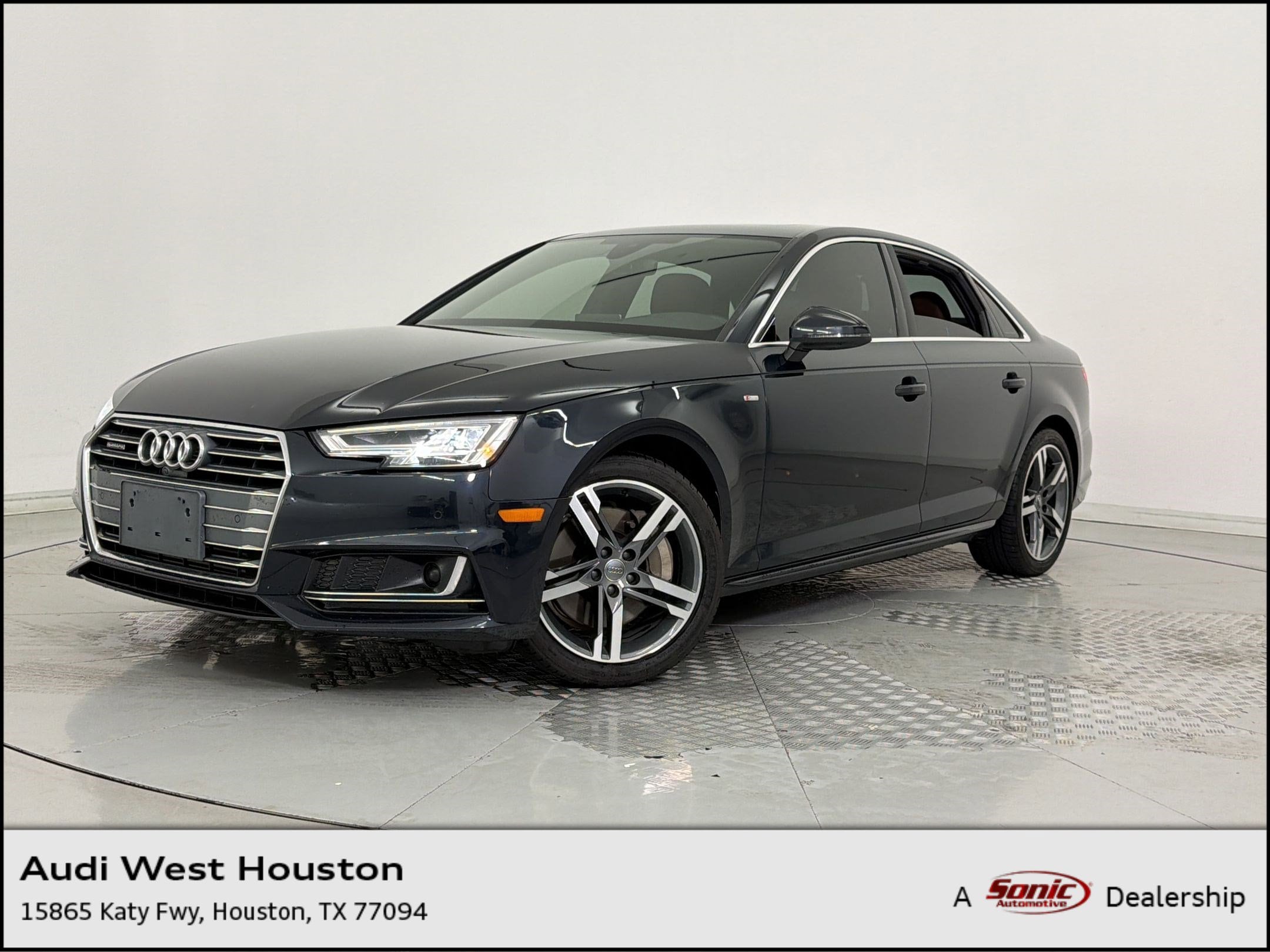 2017 Audi A4 2.0T quattro S tronic Prestige's photo