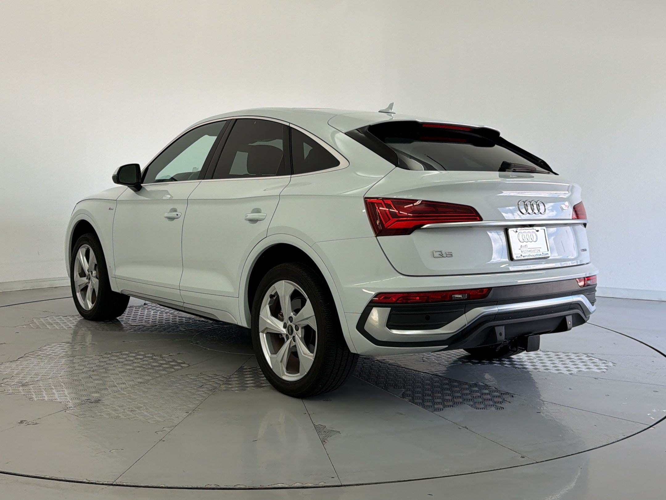 Q5 Sportback S Line Premium Plus SUV