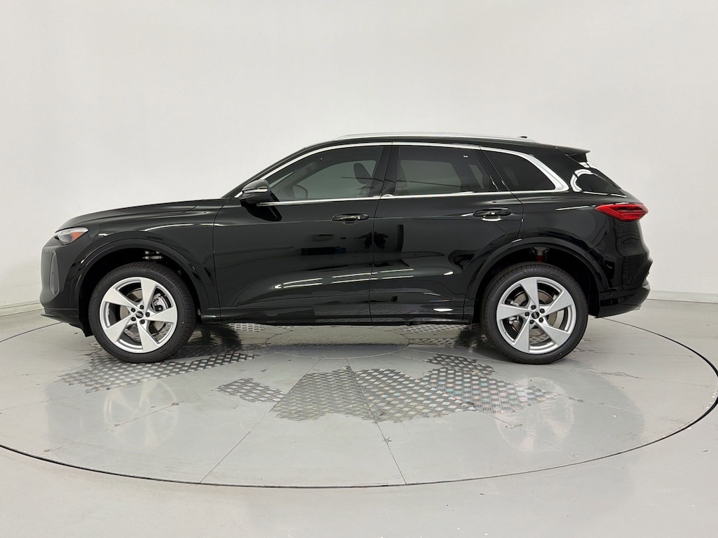 New 2026 Audi Q5 Premium Plus SUV