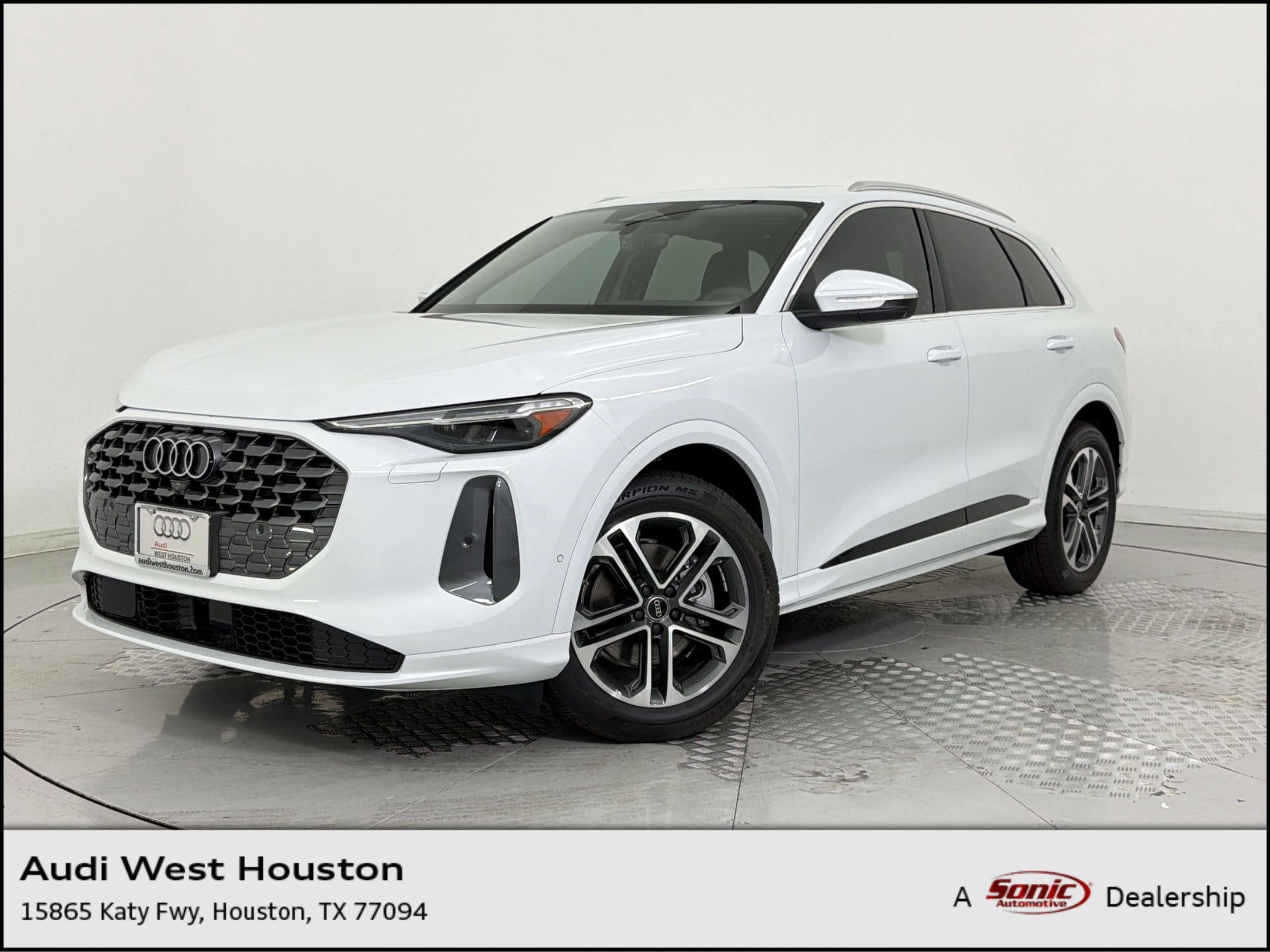 2026 Audi Q5 Prestige quattro's photo