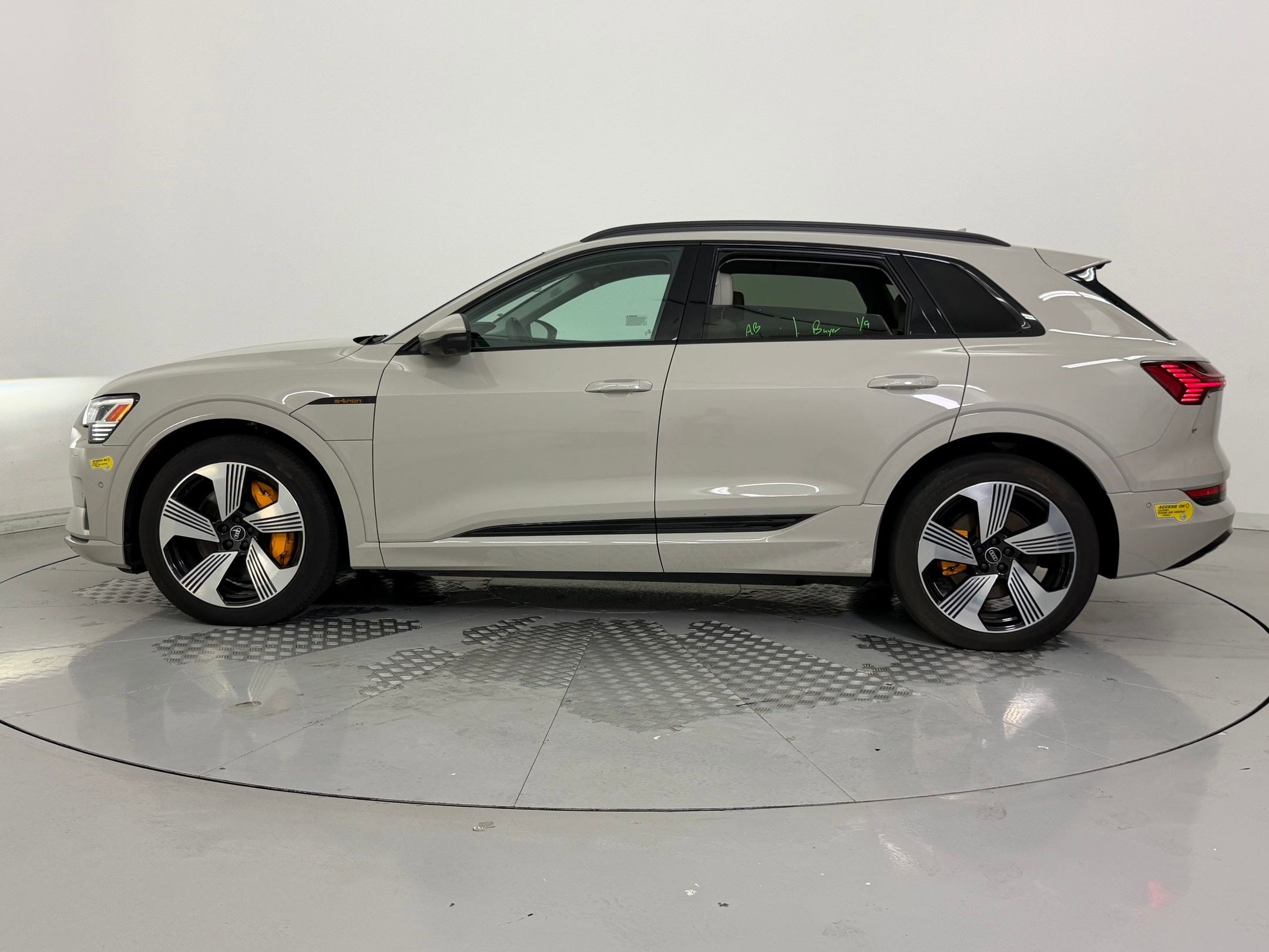 Used 2022 Audi e-tron Premium Plus with VIN WA1LABGE7NB013129 for sale in Houston, TX