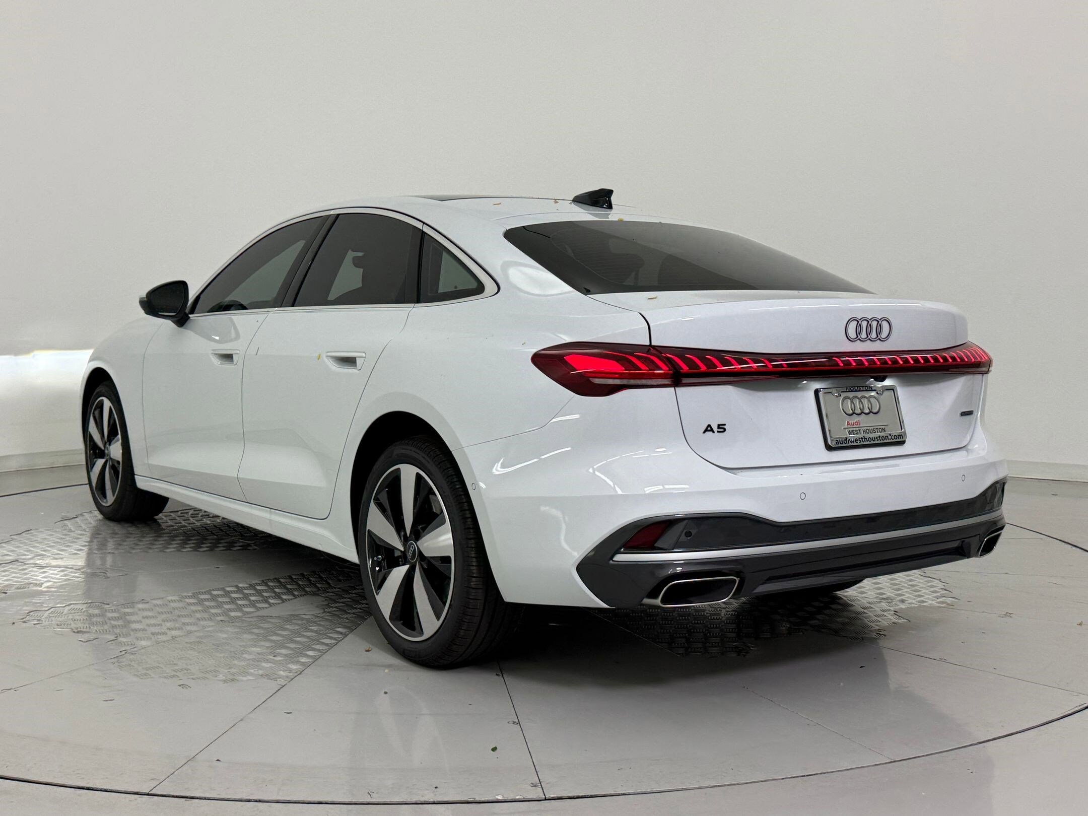 2025 Audi A5 2.0T Premium Plus photo 3