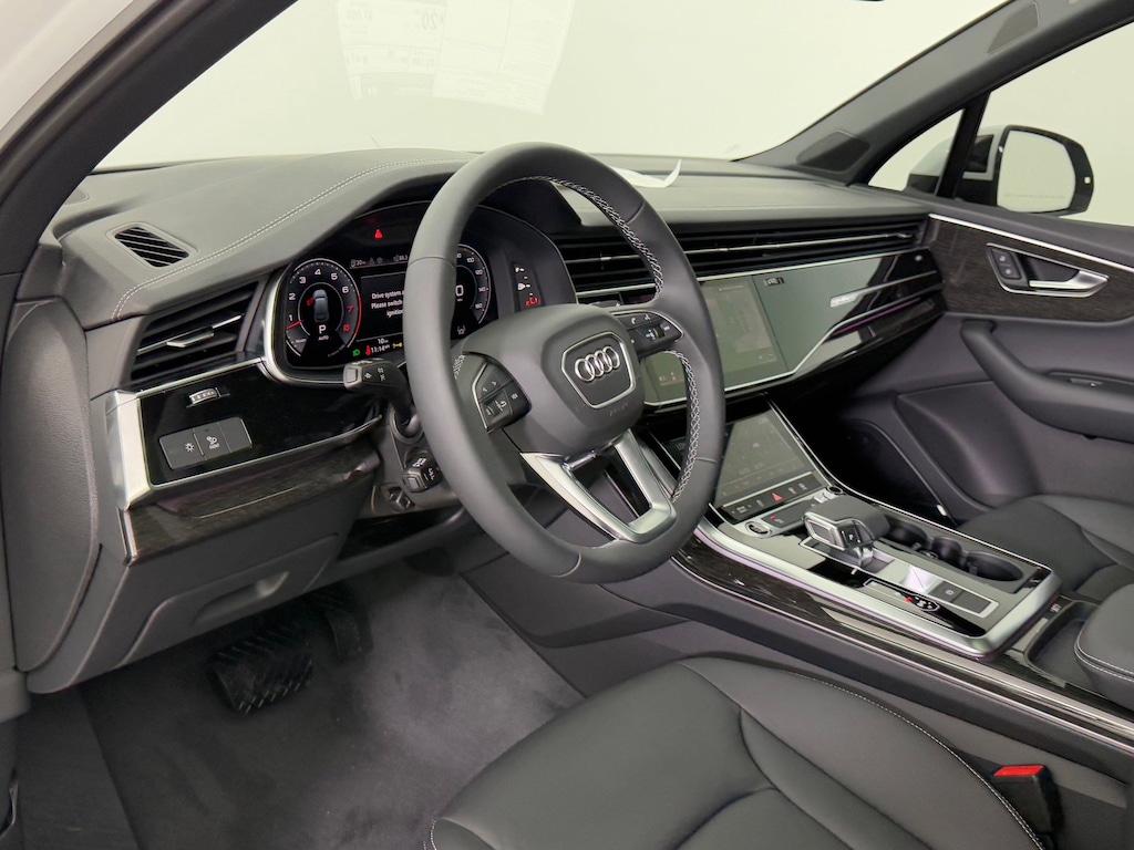 New 2026 Audi Q7 55 Premium SUV