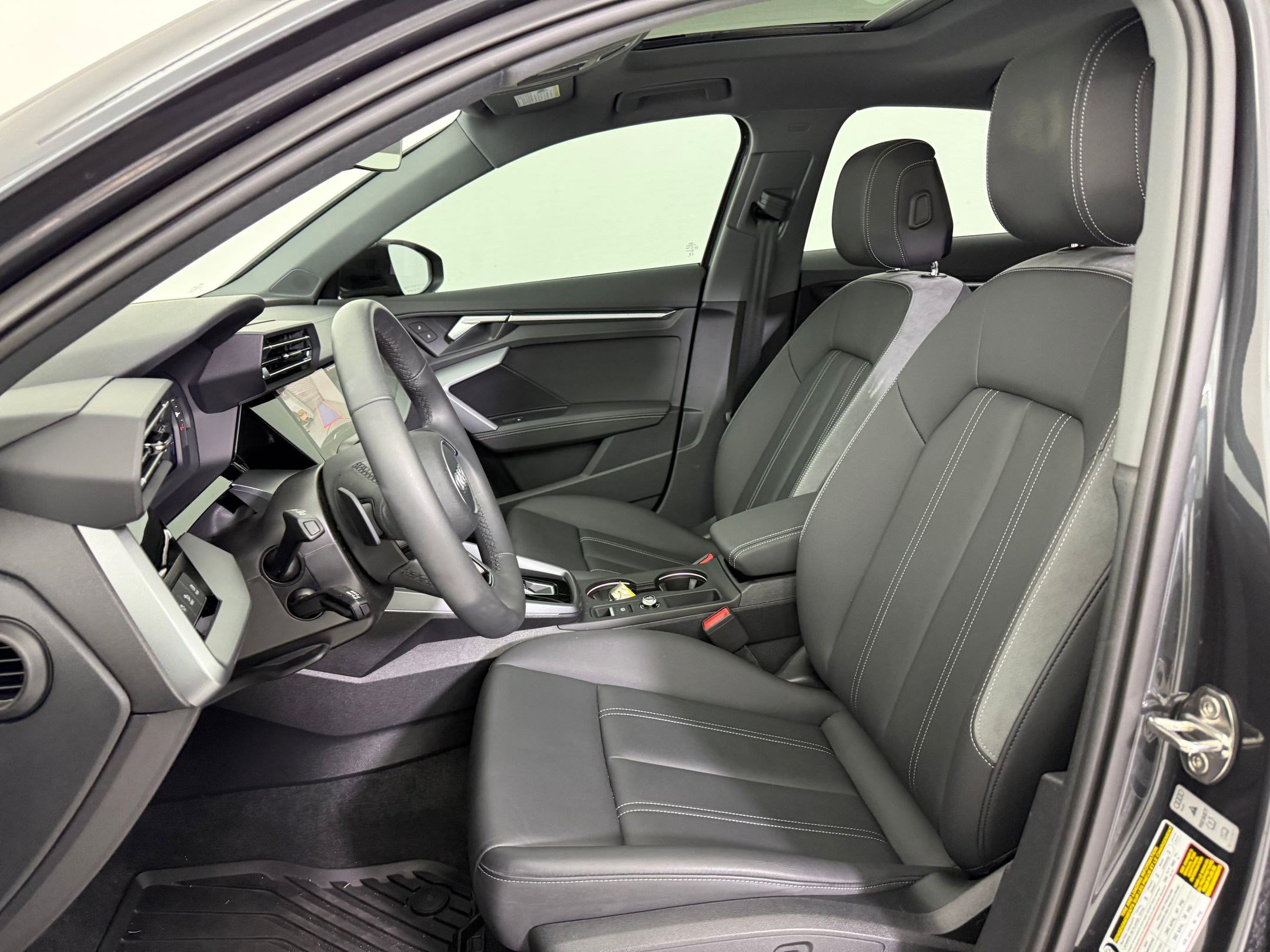 2025 Audi A3 Premium photo 4