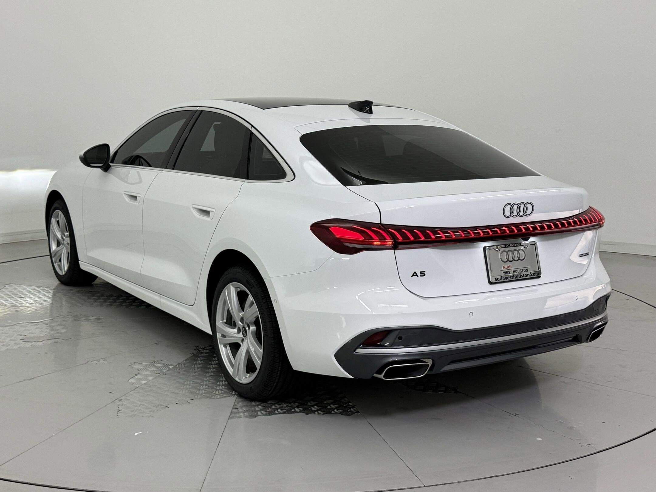 2025 Audi A5 2.0T Premium photo 3