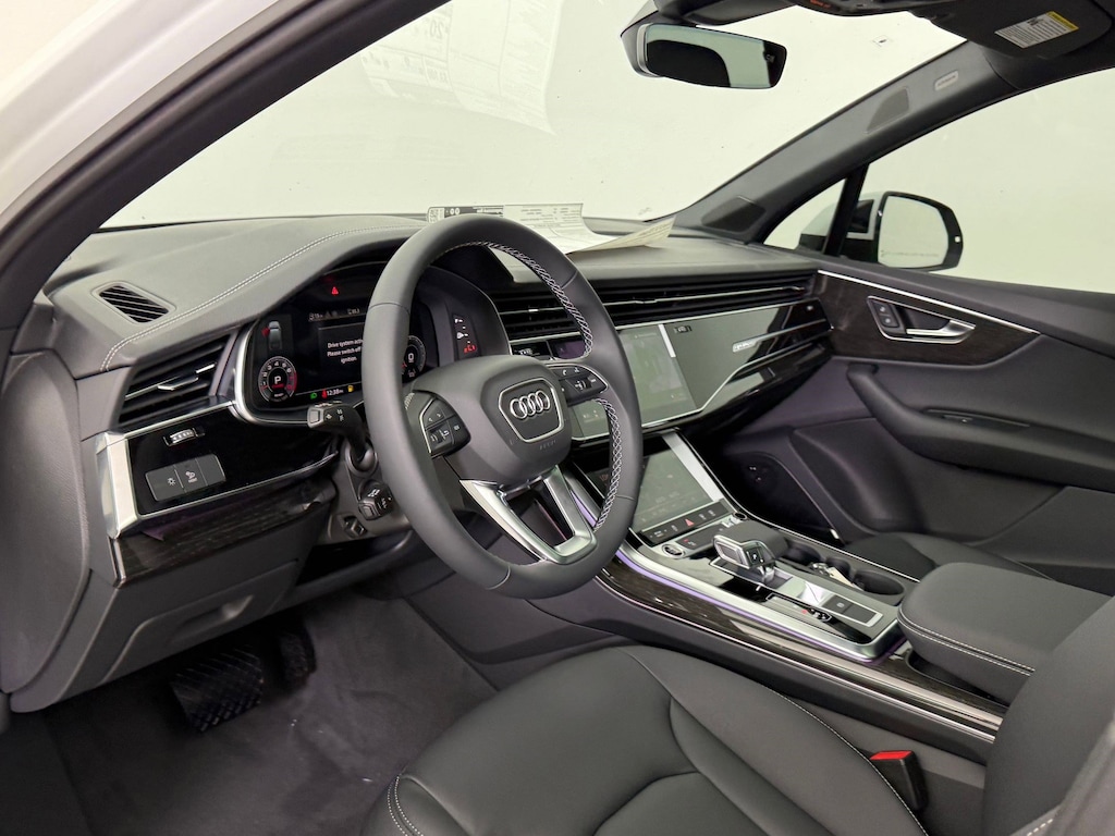 New 2026 Audi Q7 Premium SUV