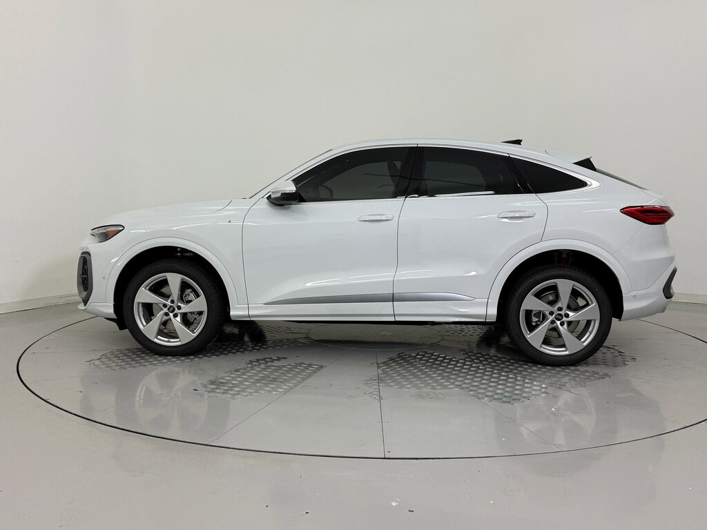 New 2025 Audi Q5 Sportback 2.0T Premium Plus SUV